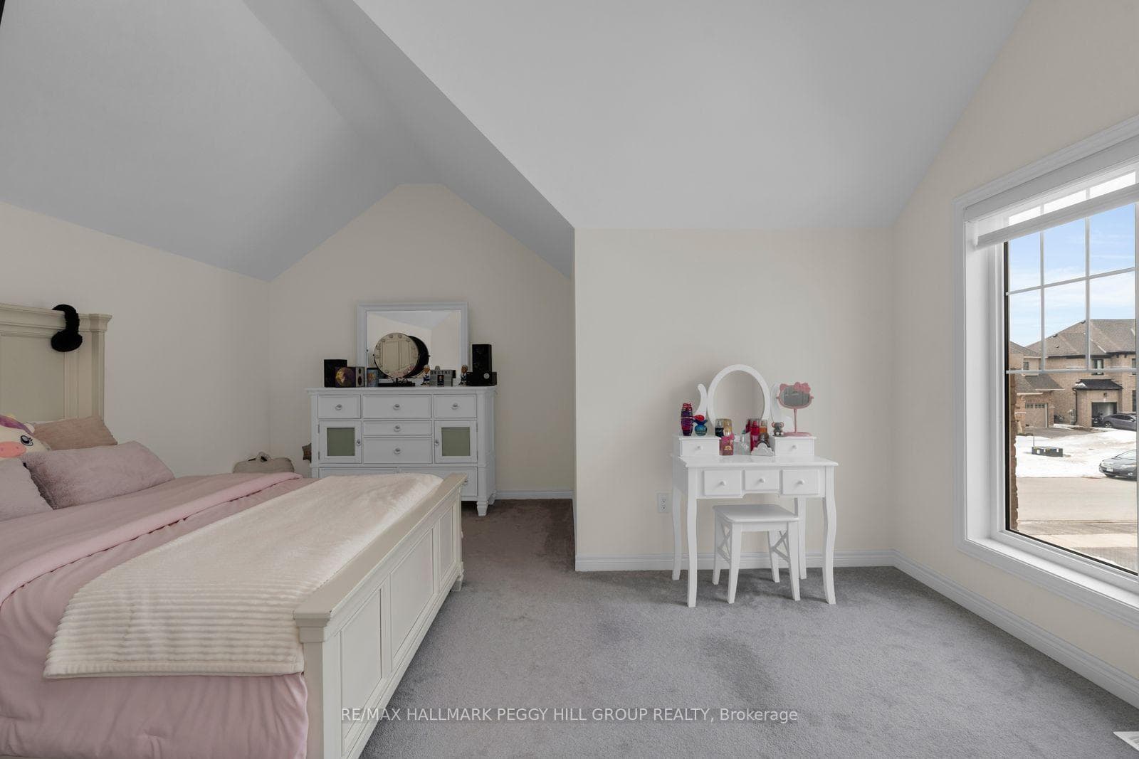 113 Rugman Crescent photo 19
