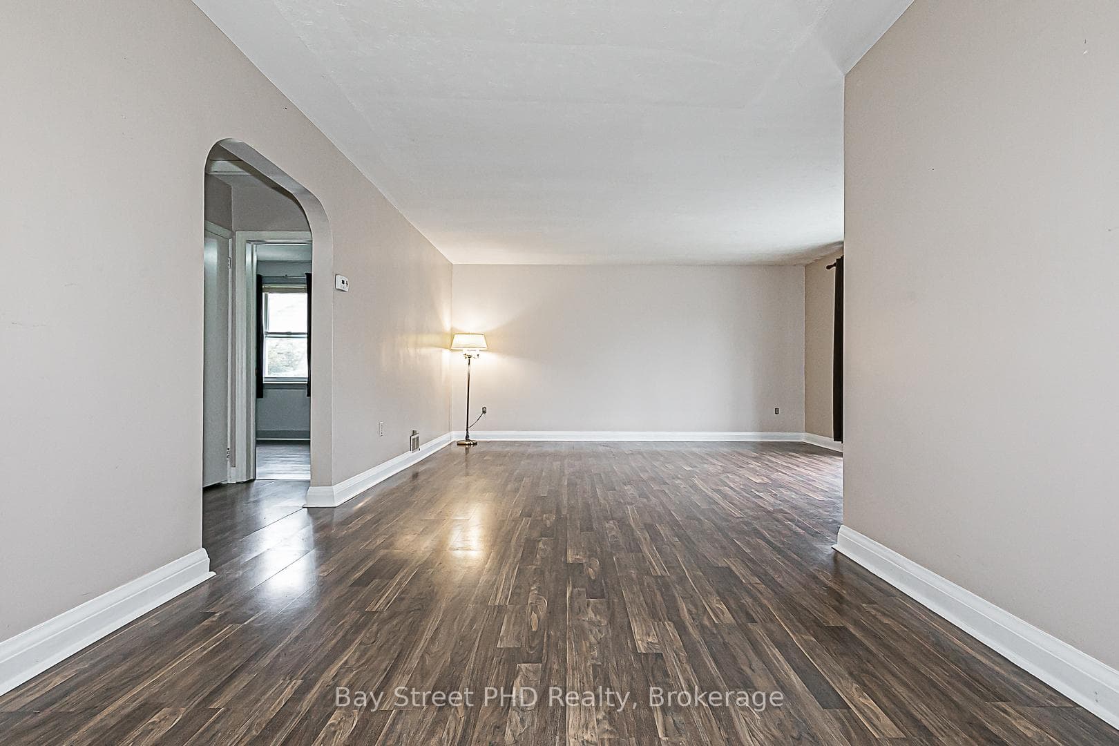 19 Herbert Avenue photo 10