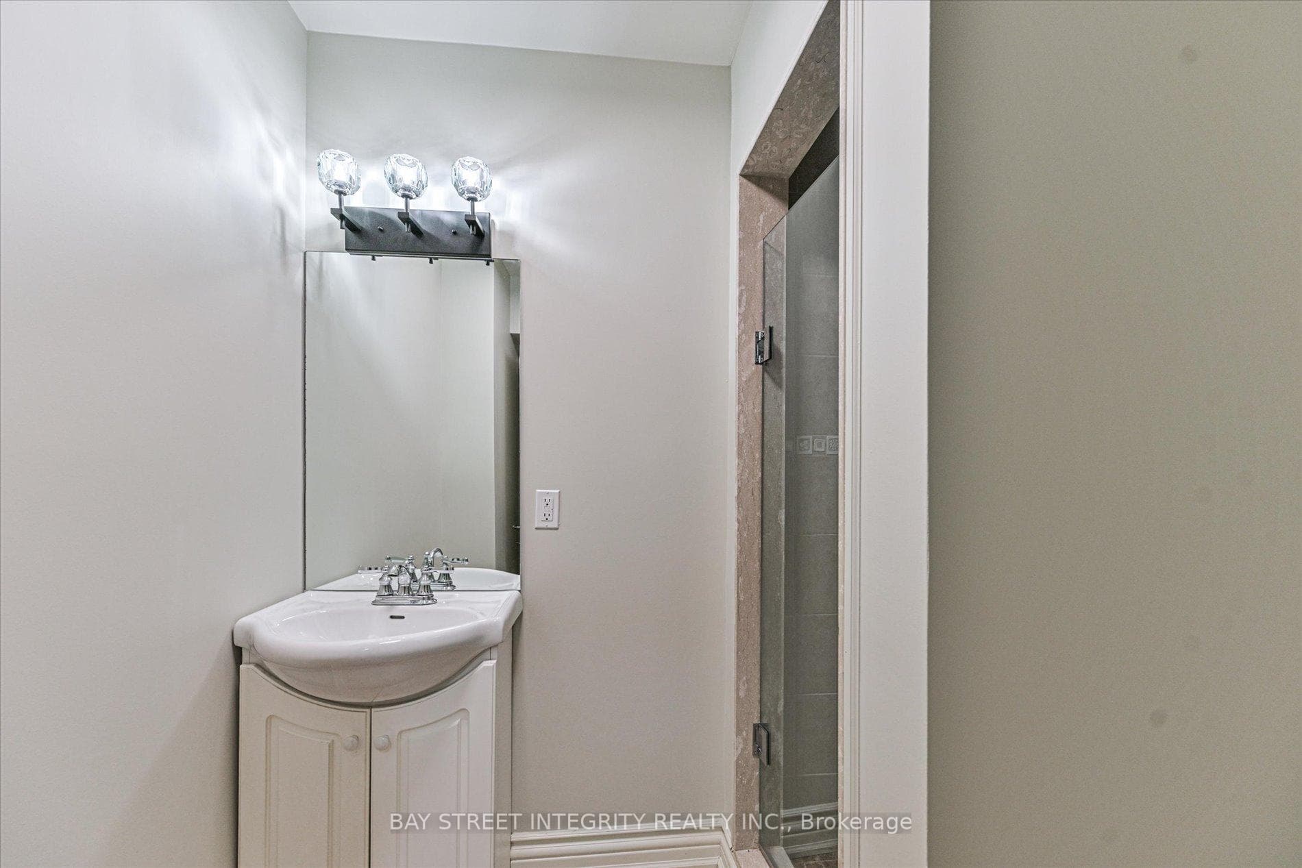 121 Caribou Road photo 48