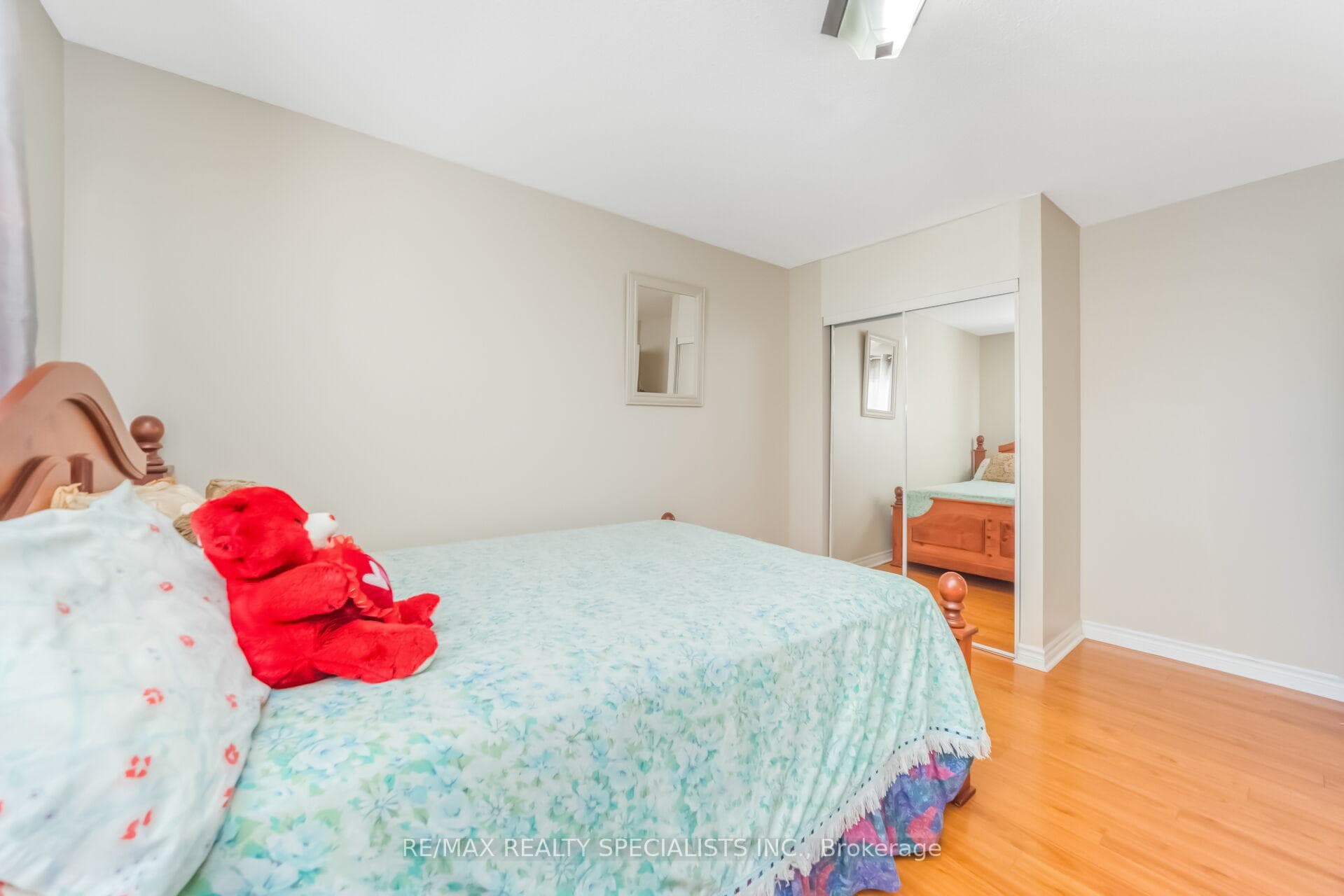 2 Ivybridge Drive photo 29