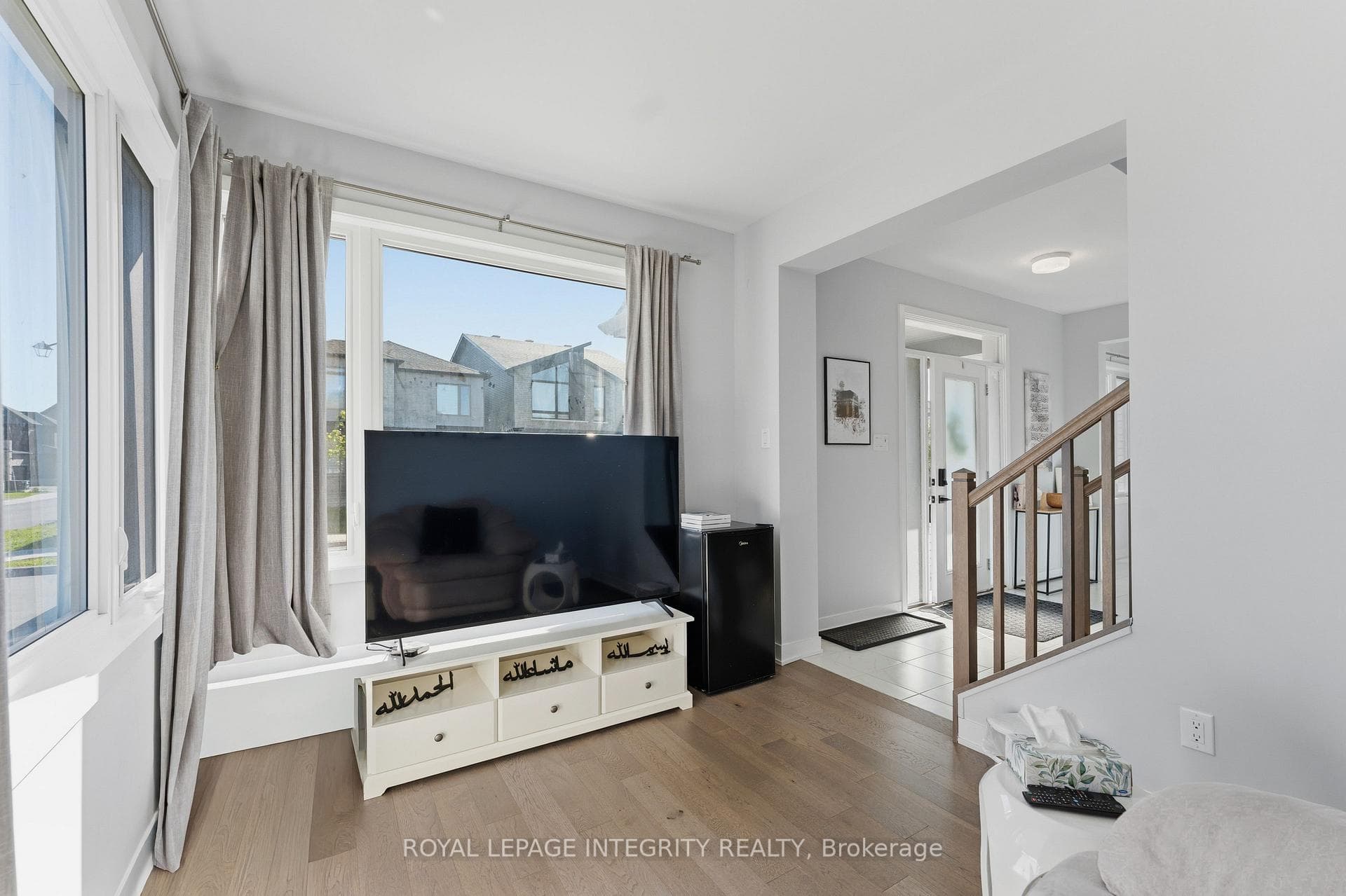 660 Fenwick Way photo 9