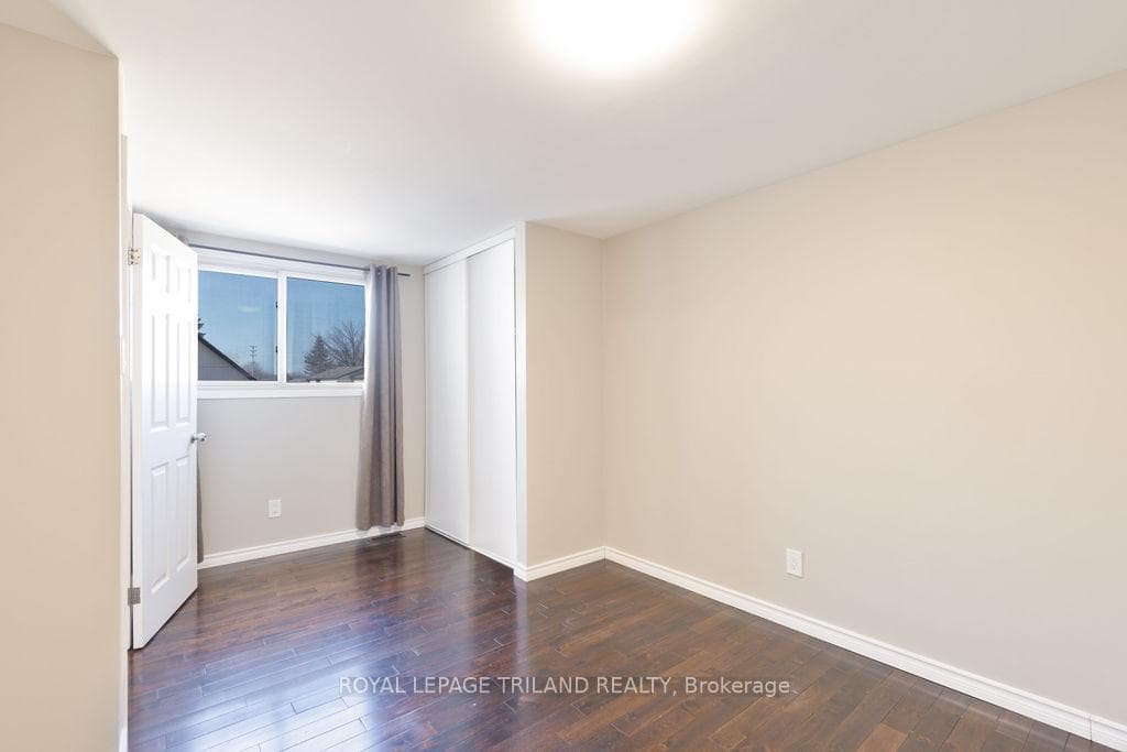971 ADELAIDE Street Unit 56 photo 22