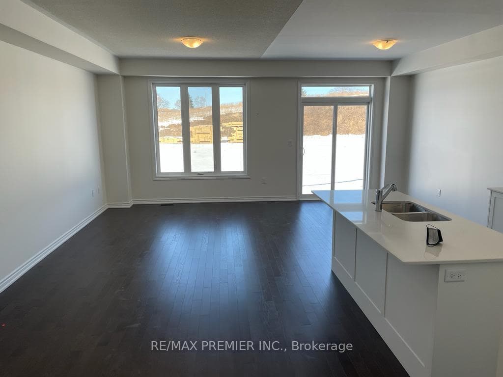 133 Sheperd Drive photo 2