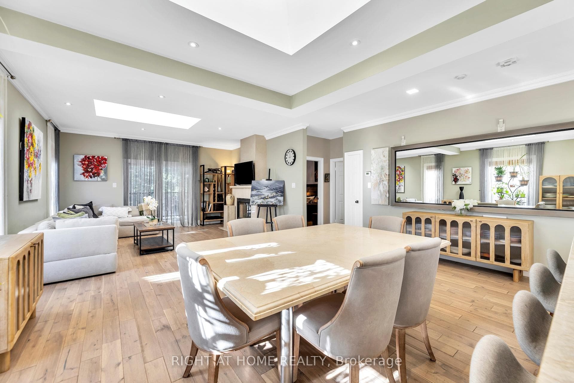 600 Henderson Drive photo 10