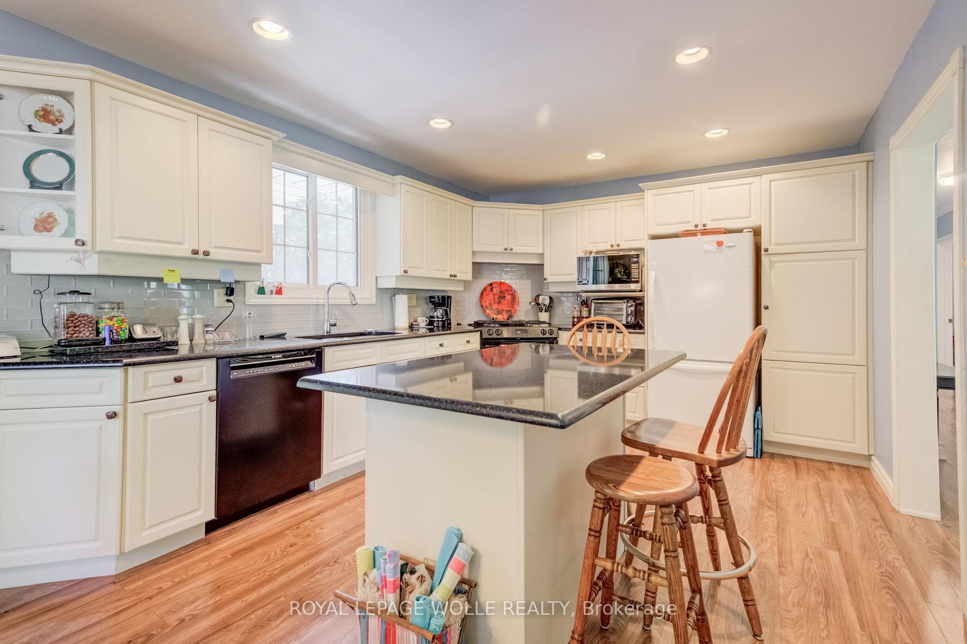 291 Villa Place photo 6
