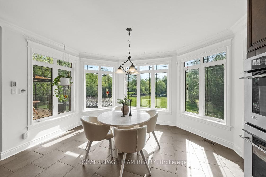 6043 Knights Drive photo 13