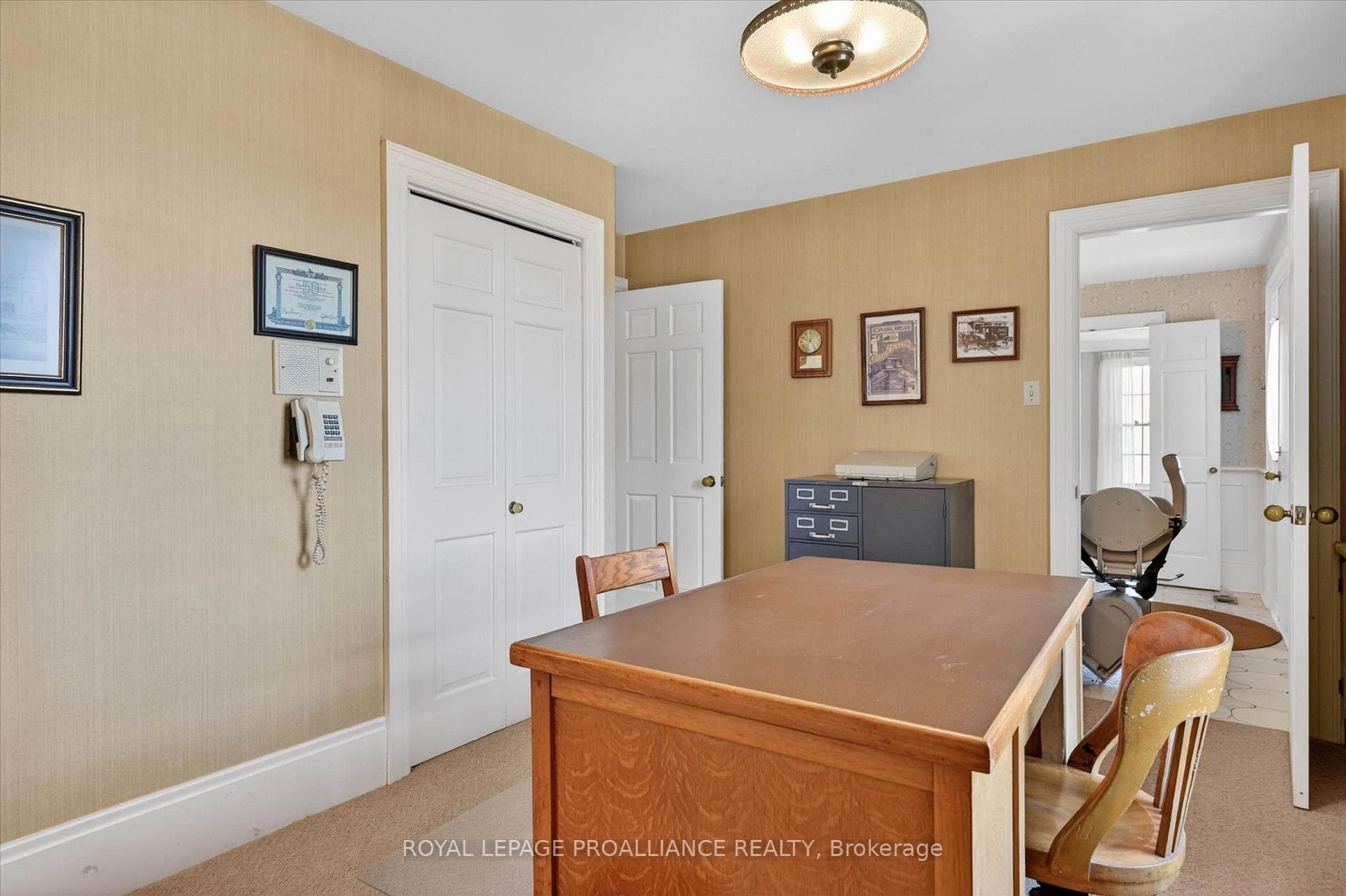 1285 Brealey Drive photo 19