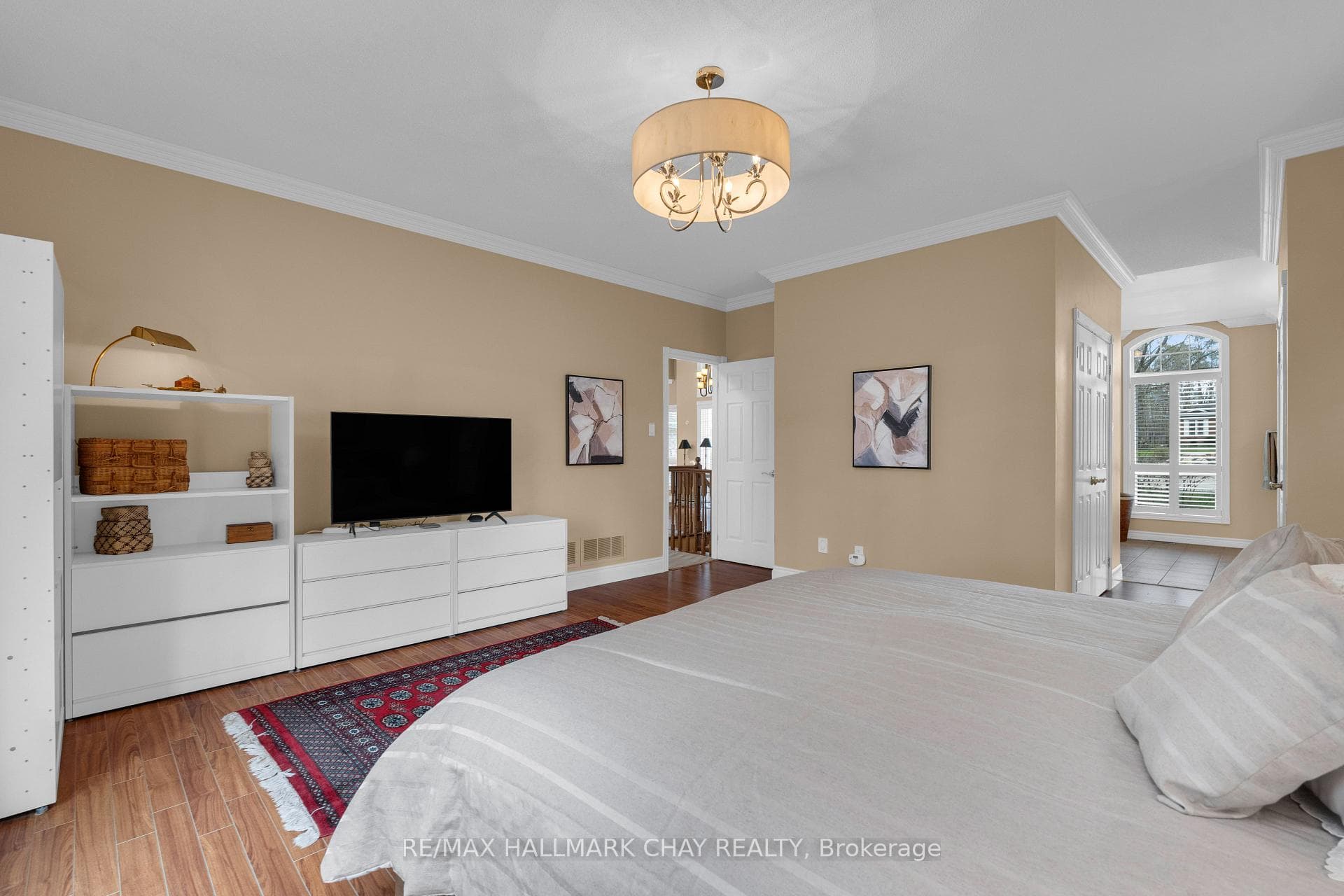 16 Chestnut Lane, Oro-Medonte - Primary
