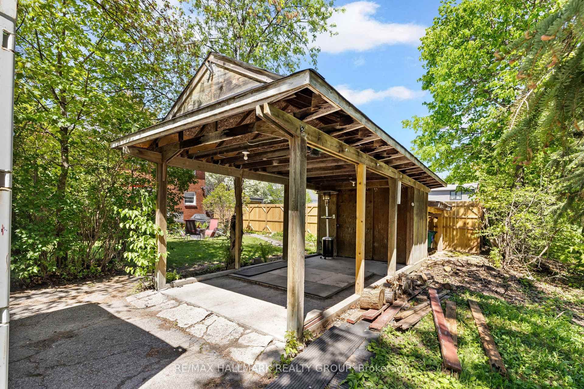 824 Byron Avenue photo 40