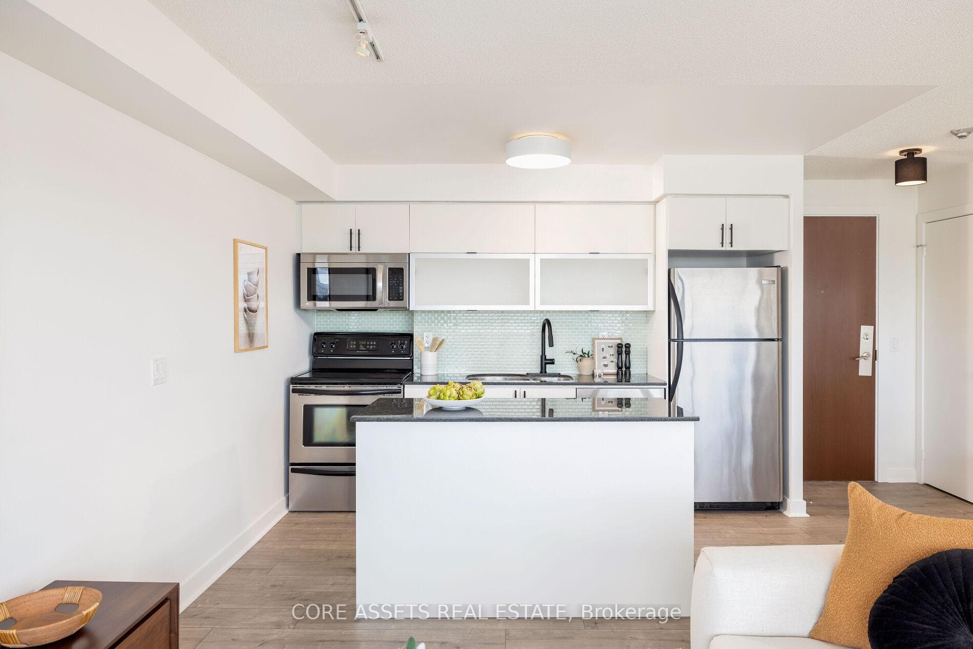 80 Western Battery Road Unit 1405 photo 9