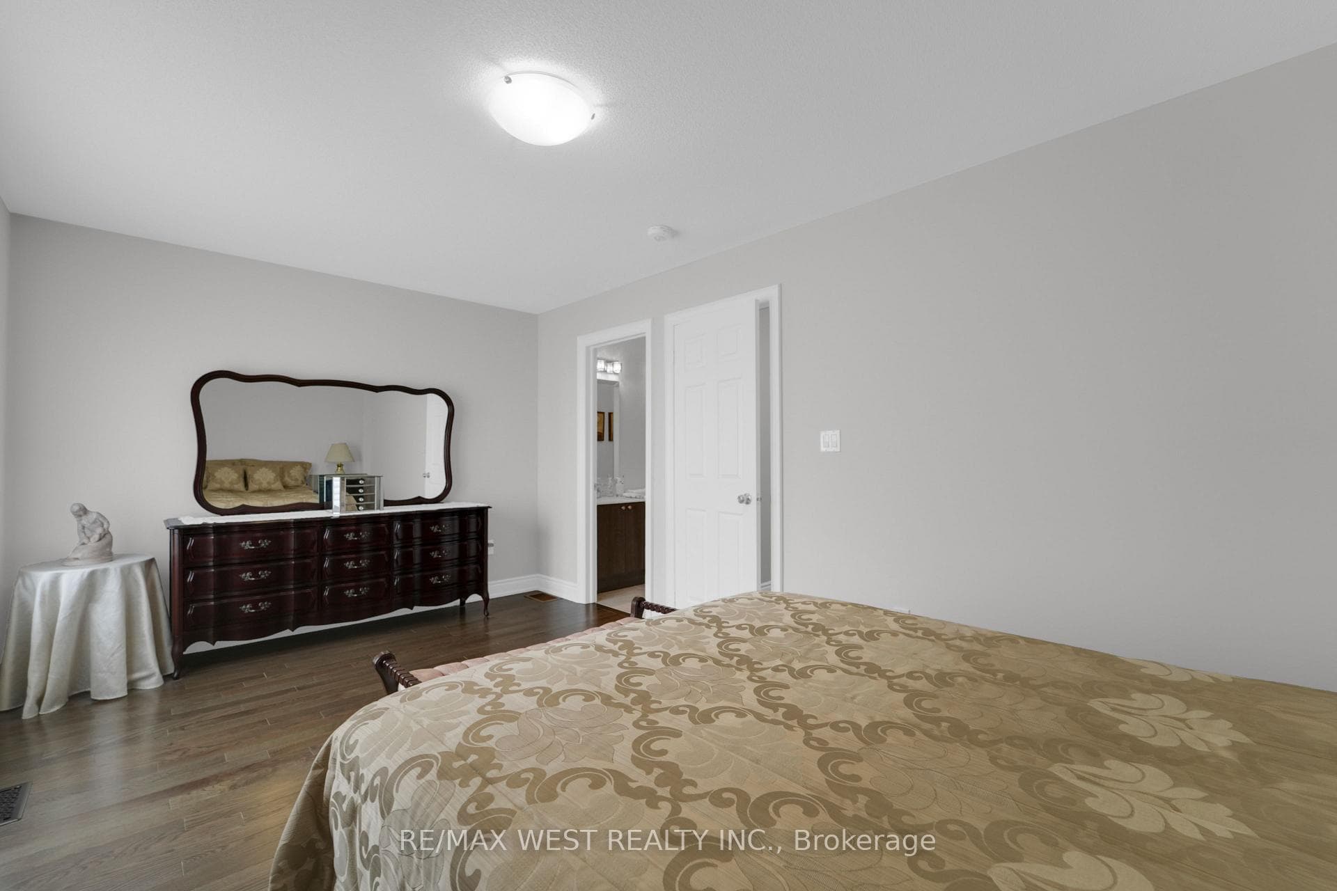 33 Allegranza Avenue photo 24