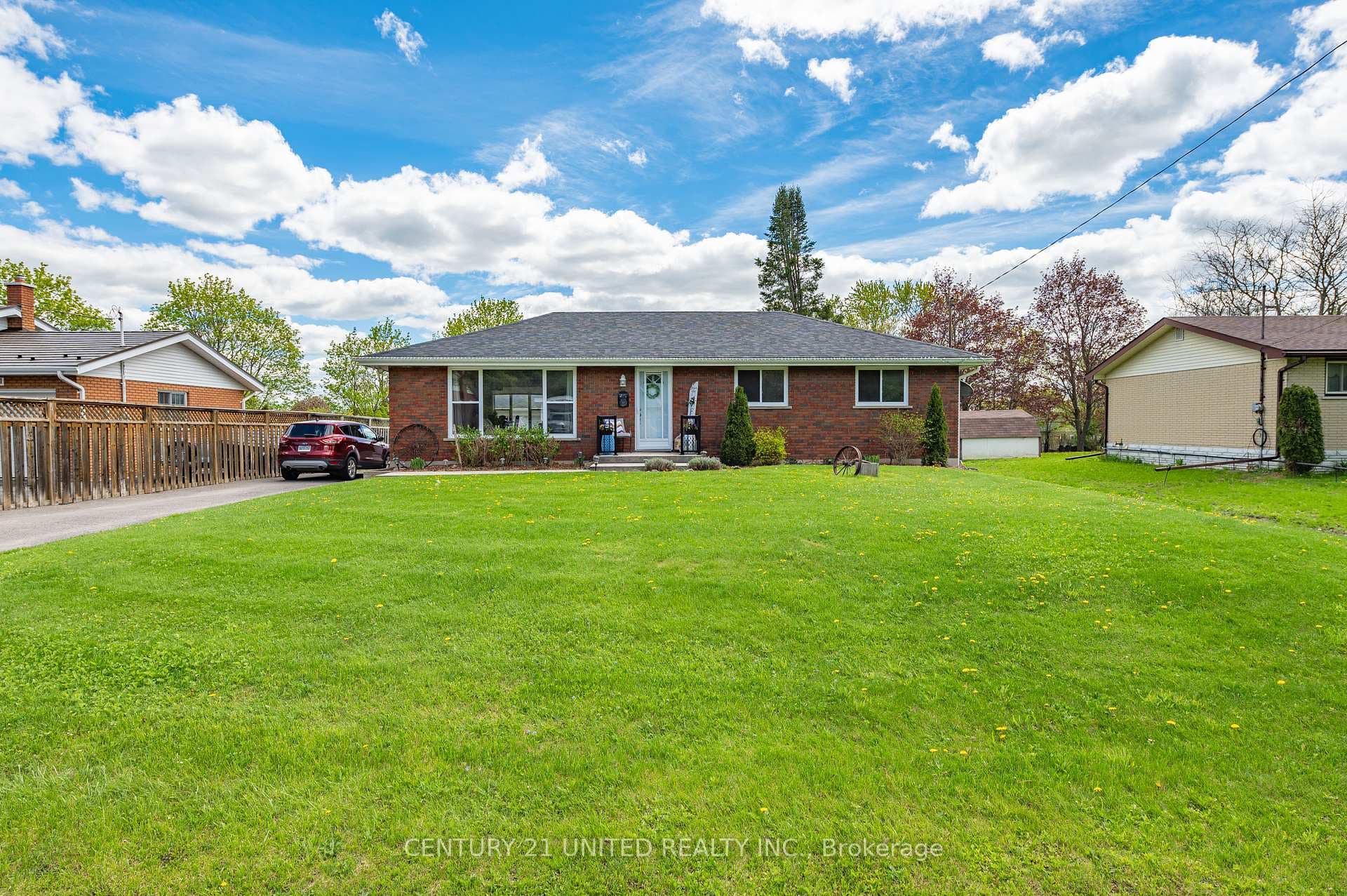 329 Plati Avenue photo 2