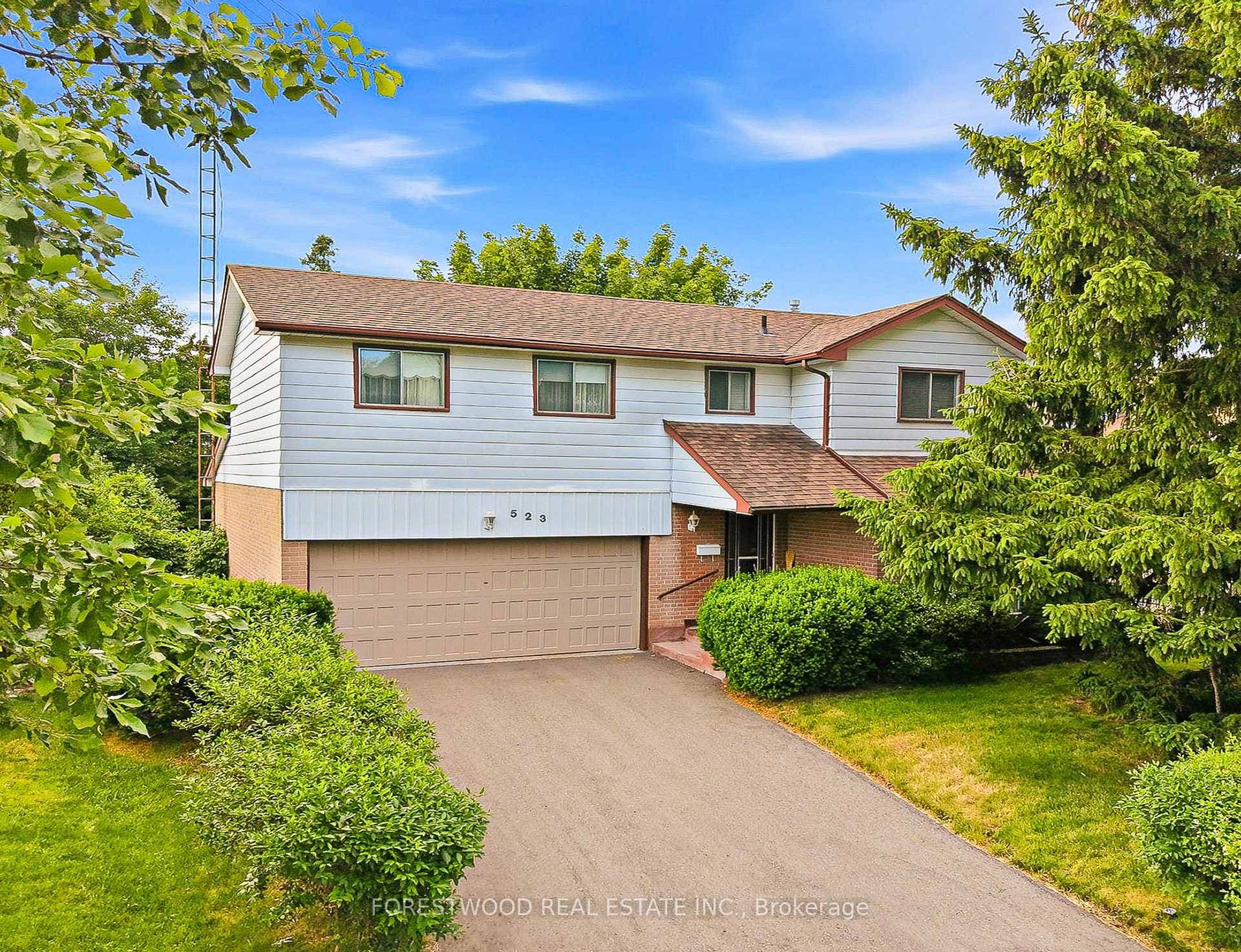 523 Hyacinthe Boulevard photo 49
