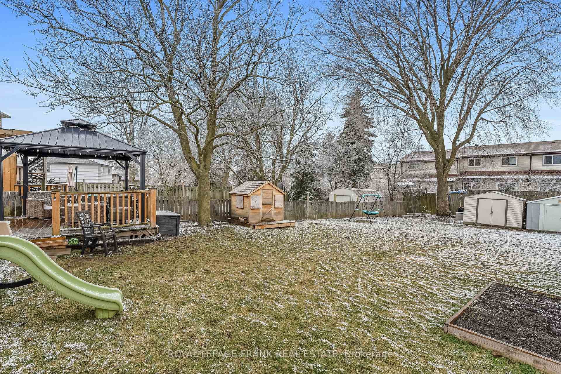 29 Harland Crescent photo 36