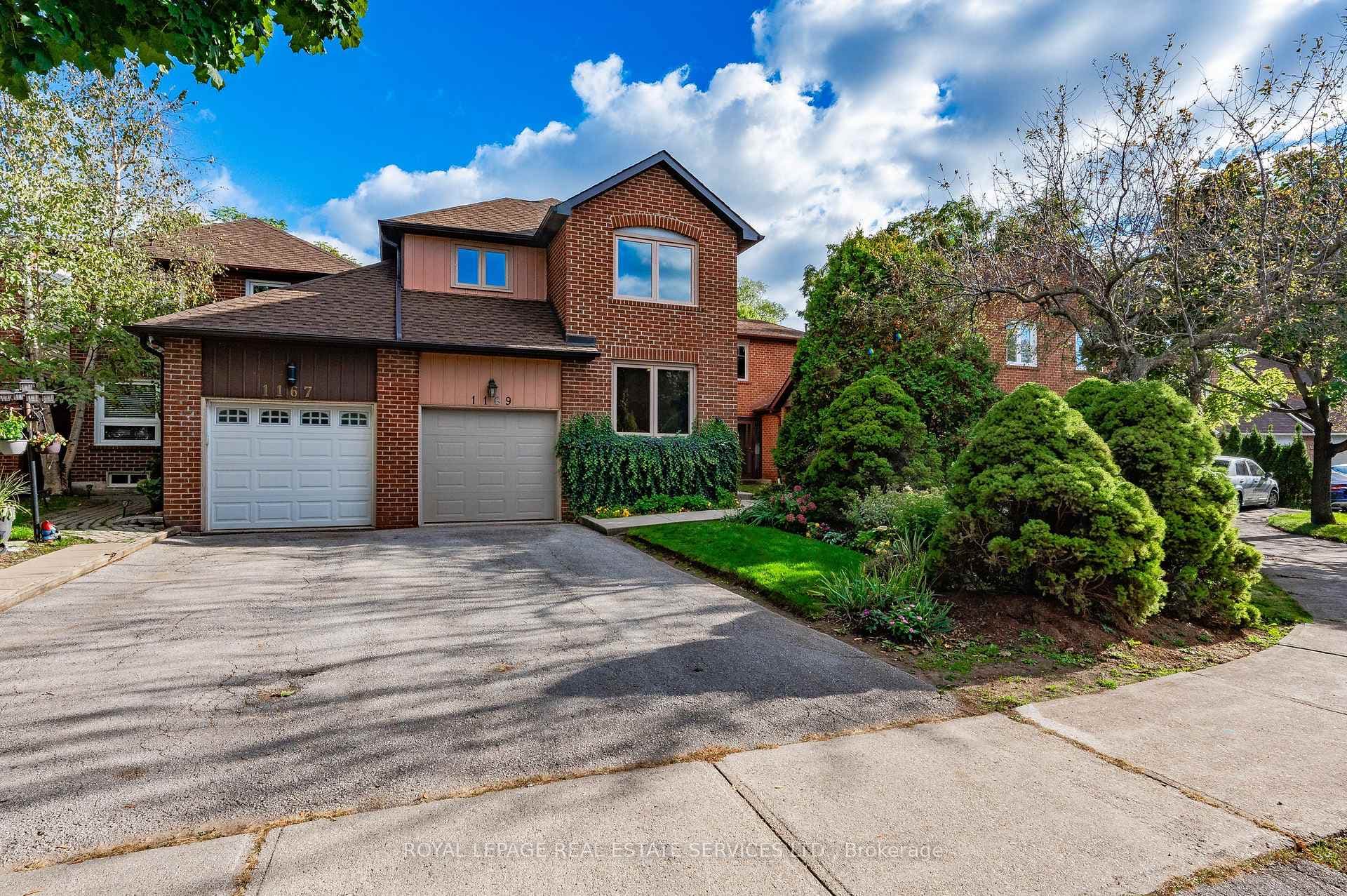 1169 Potters Wheel Crescent photo 3