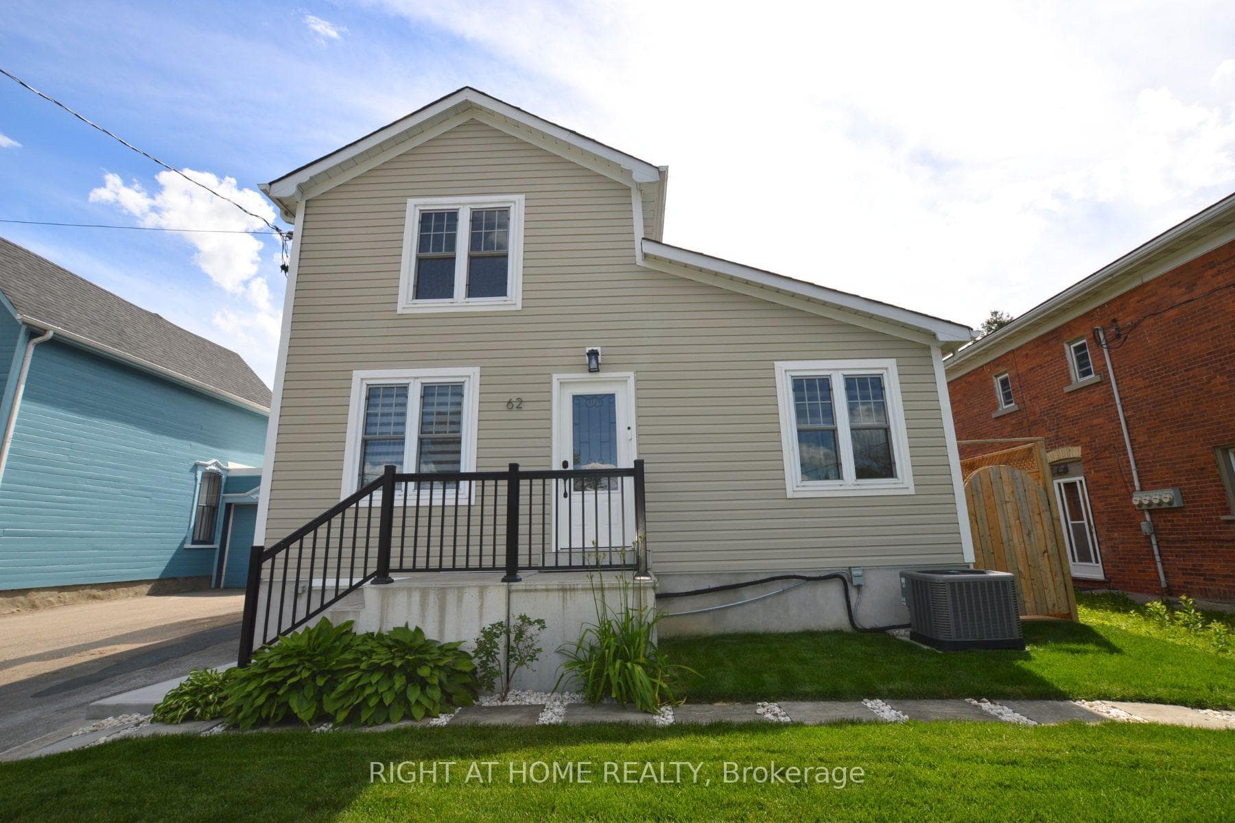 62 Charles Street photo 2
