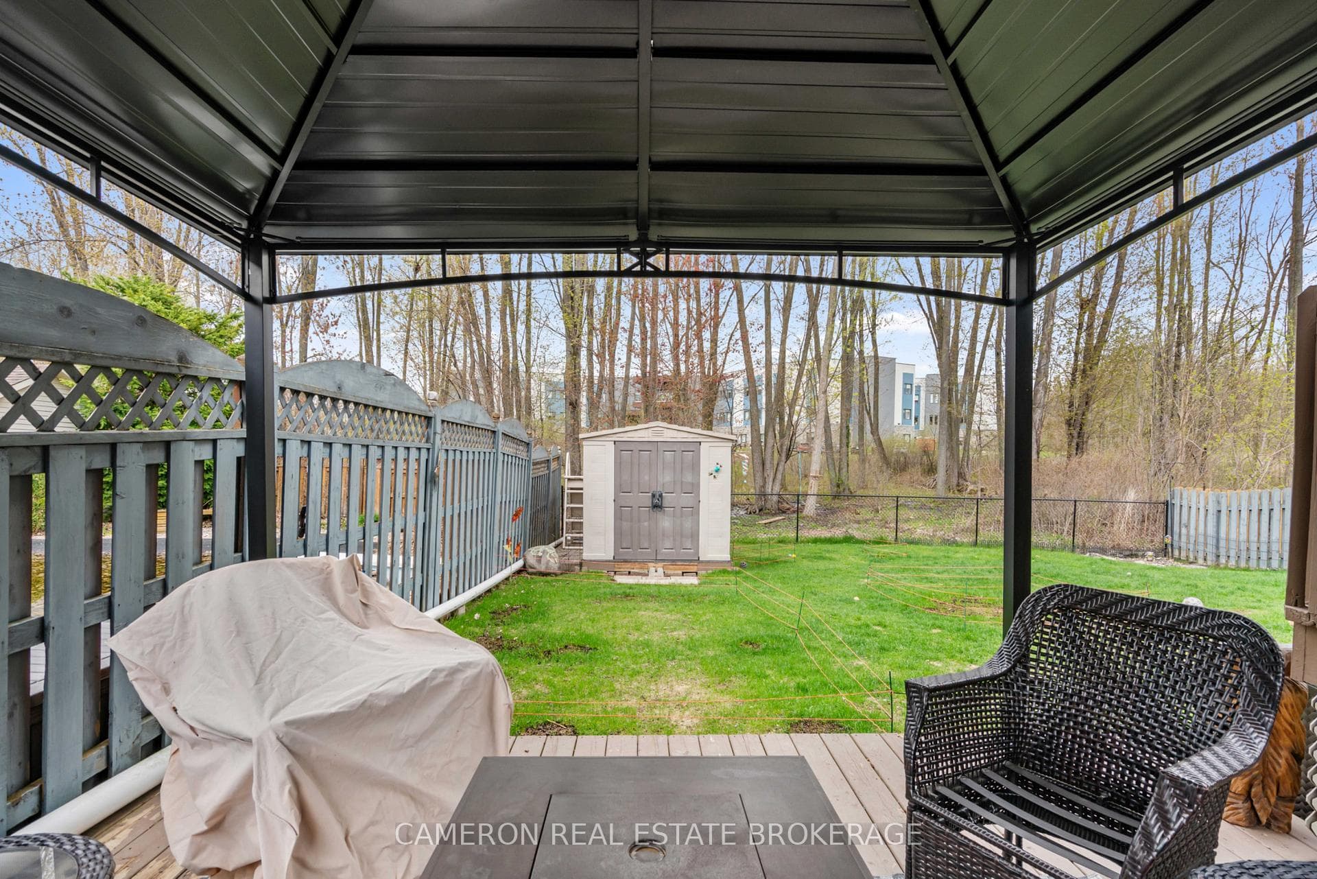 1428 Holy Cross Boulevard photo 34