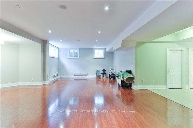 82 Proctor Avenue photo 20