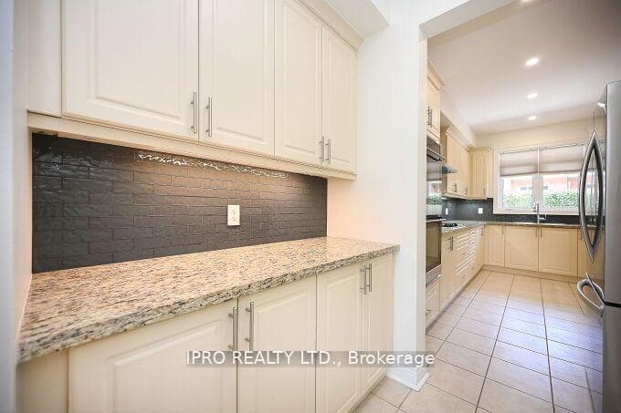 3069 Preserve Drive photo 7
