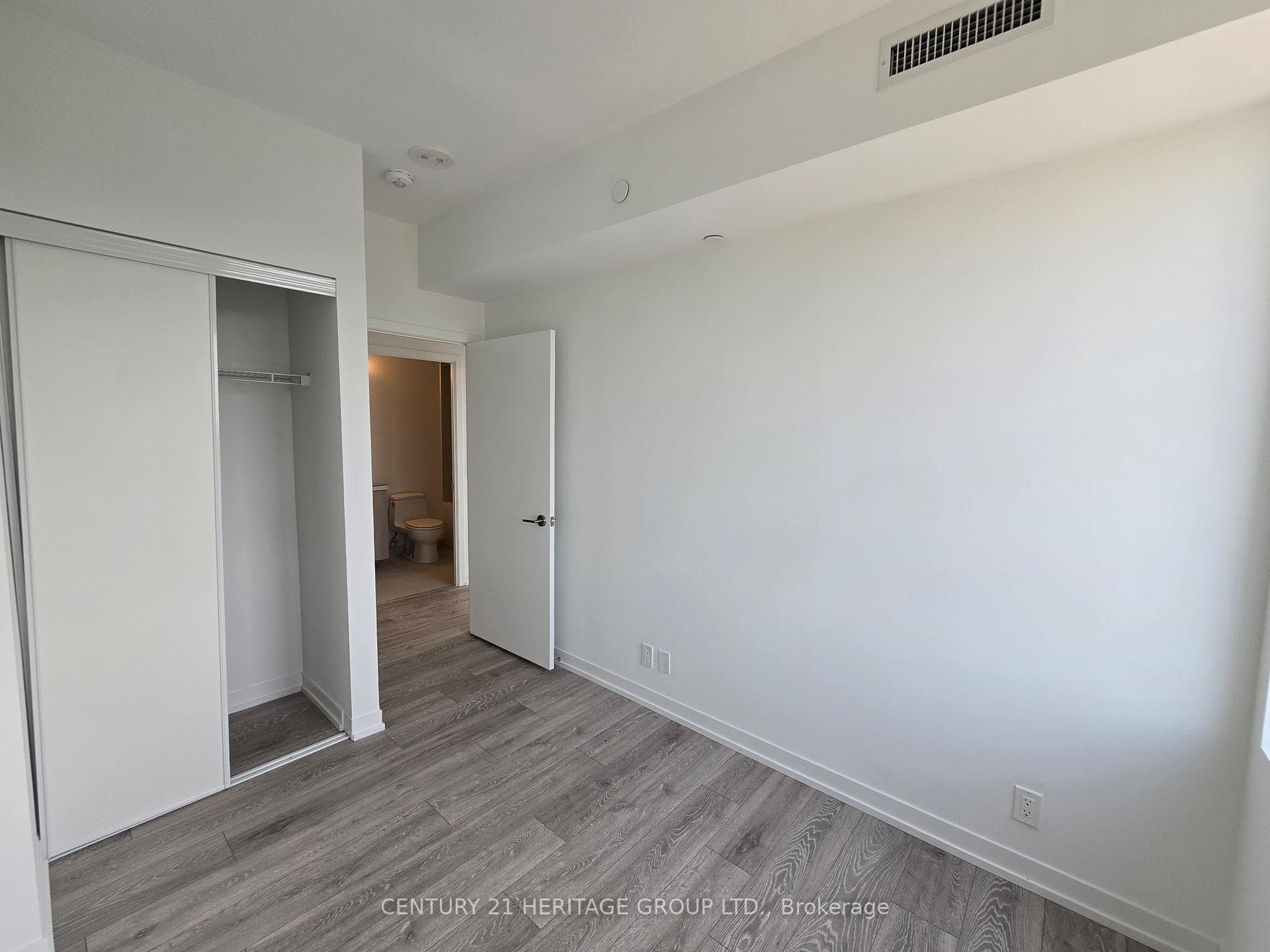 2020 Bathurst Street Unit 1805 photo 34