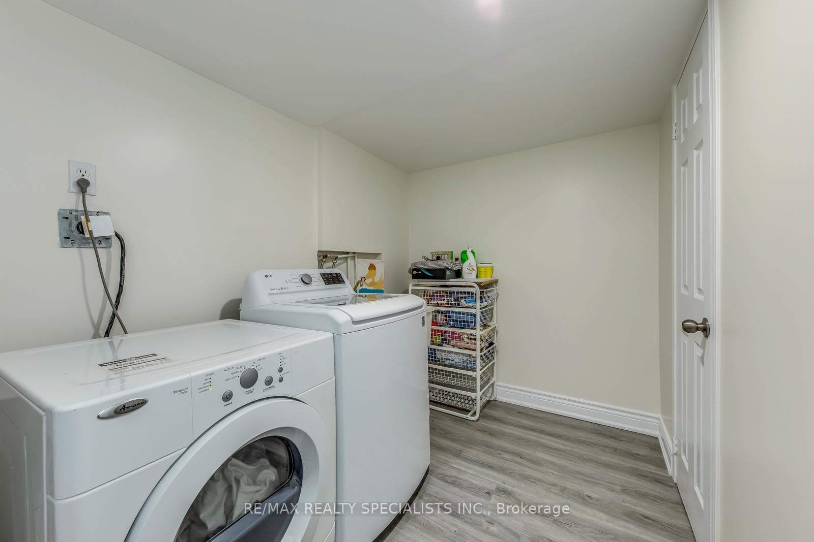 274 Fitzgerald Crescent photo 36