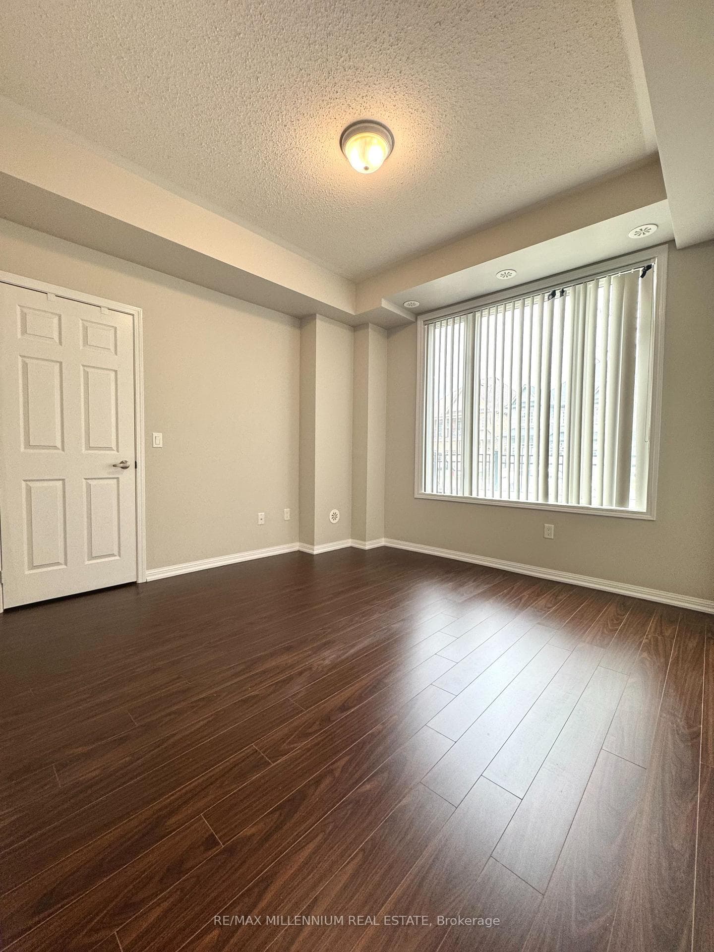 1 Beckenrose Court Unit 11 photo 8