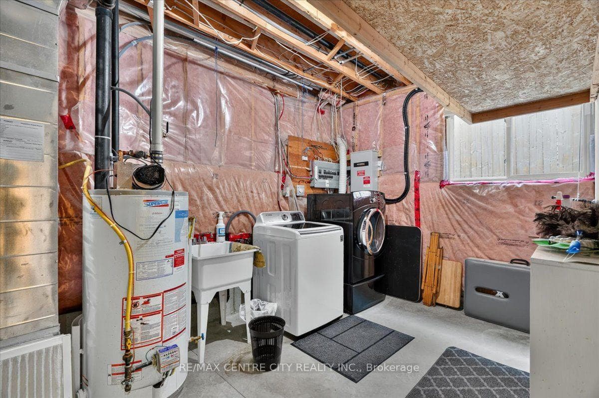59 Bridle Path photo 33