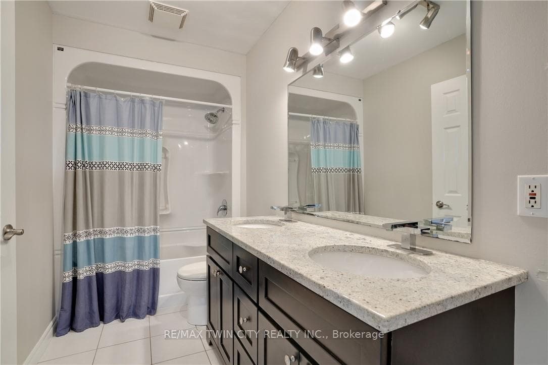 46 Chippewa Avenue photo 17