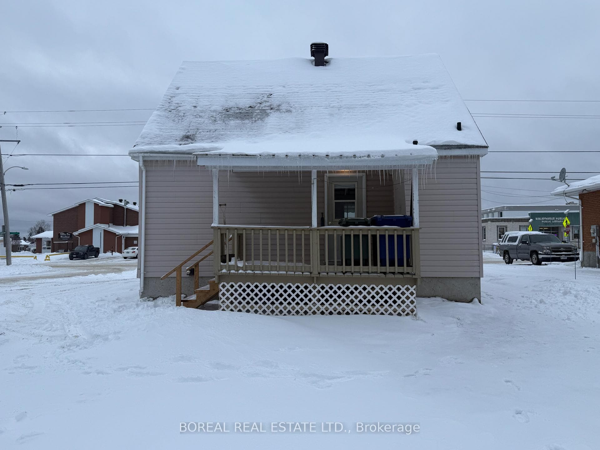 101 Ross Road photo 5