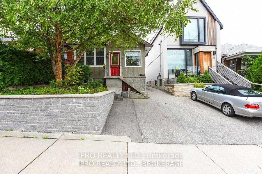 475 Lauder Avenue photo 13