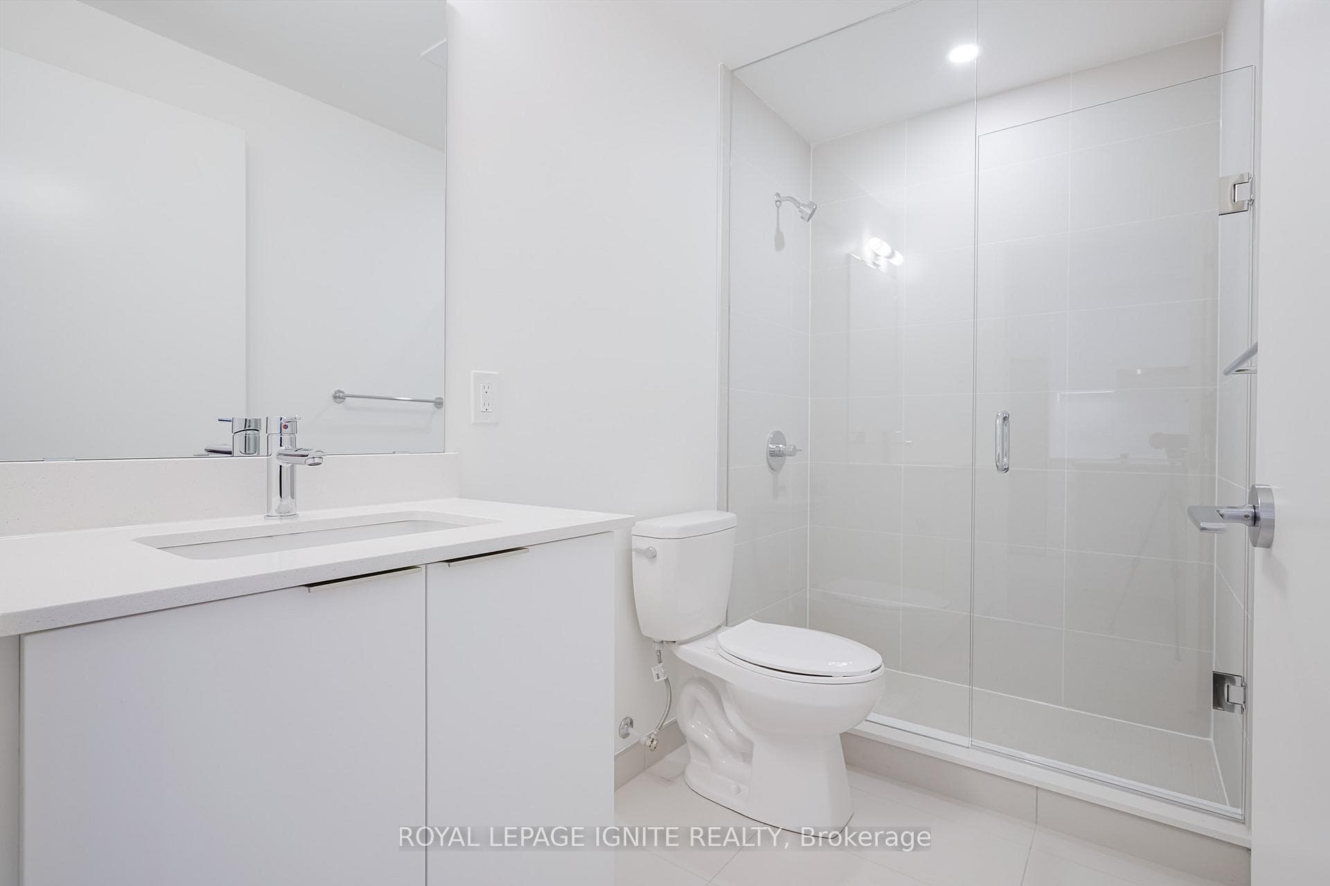 3071 Trafalgar Road Unit 801 photo 16