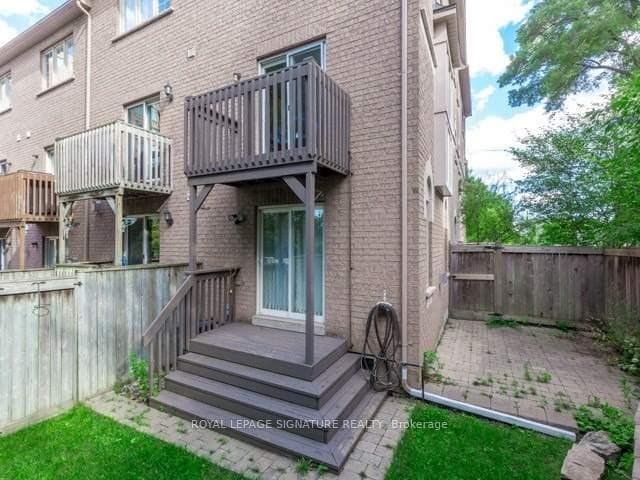 176 Manitoba Street Unit 1 photo 21