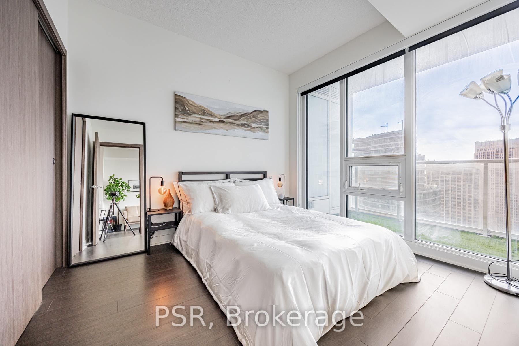 17 Bathurst Street Unit 3303 photo 14