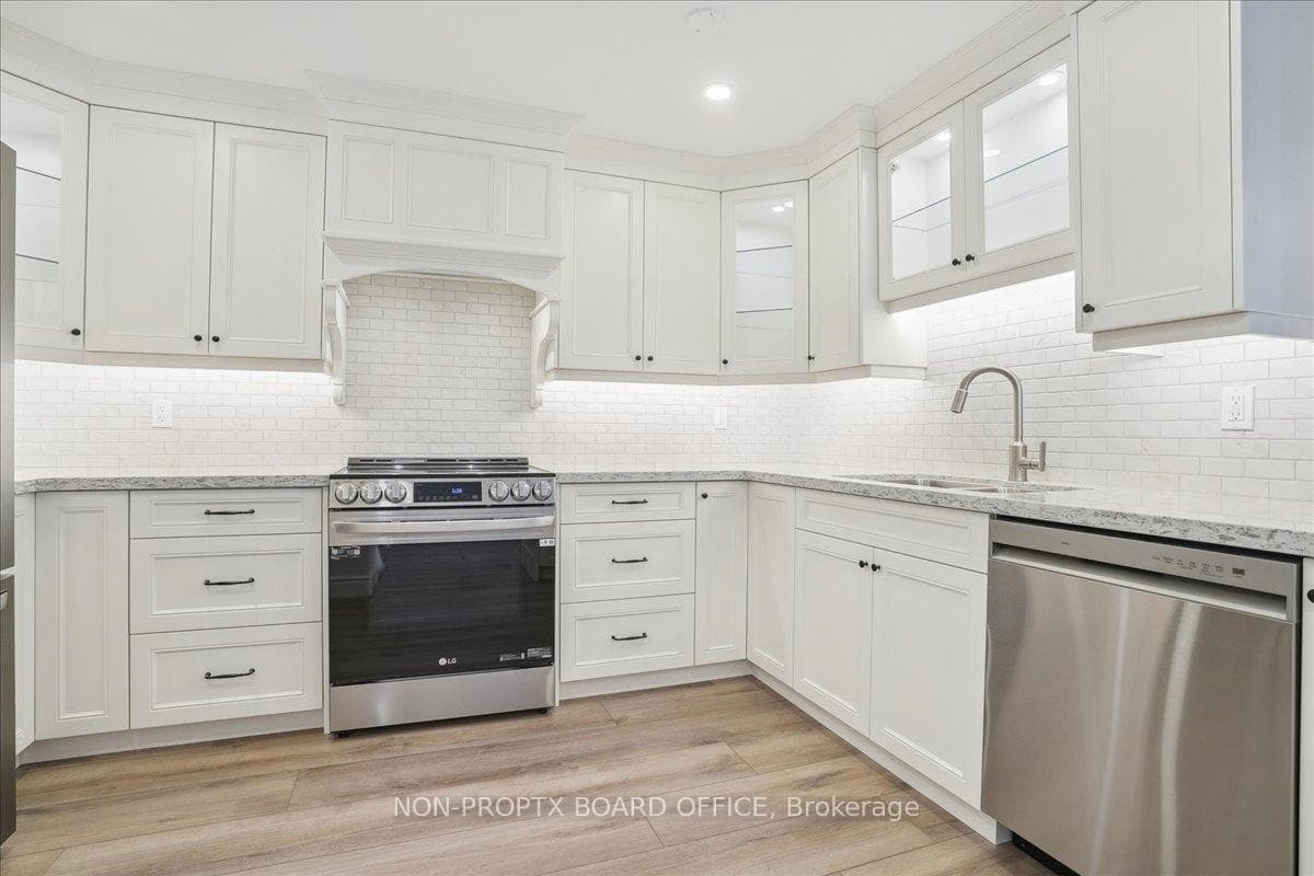 5070 Pinedale Avenue Unit 502 photo 16