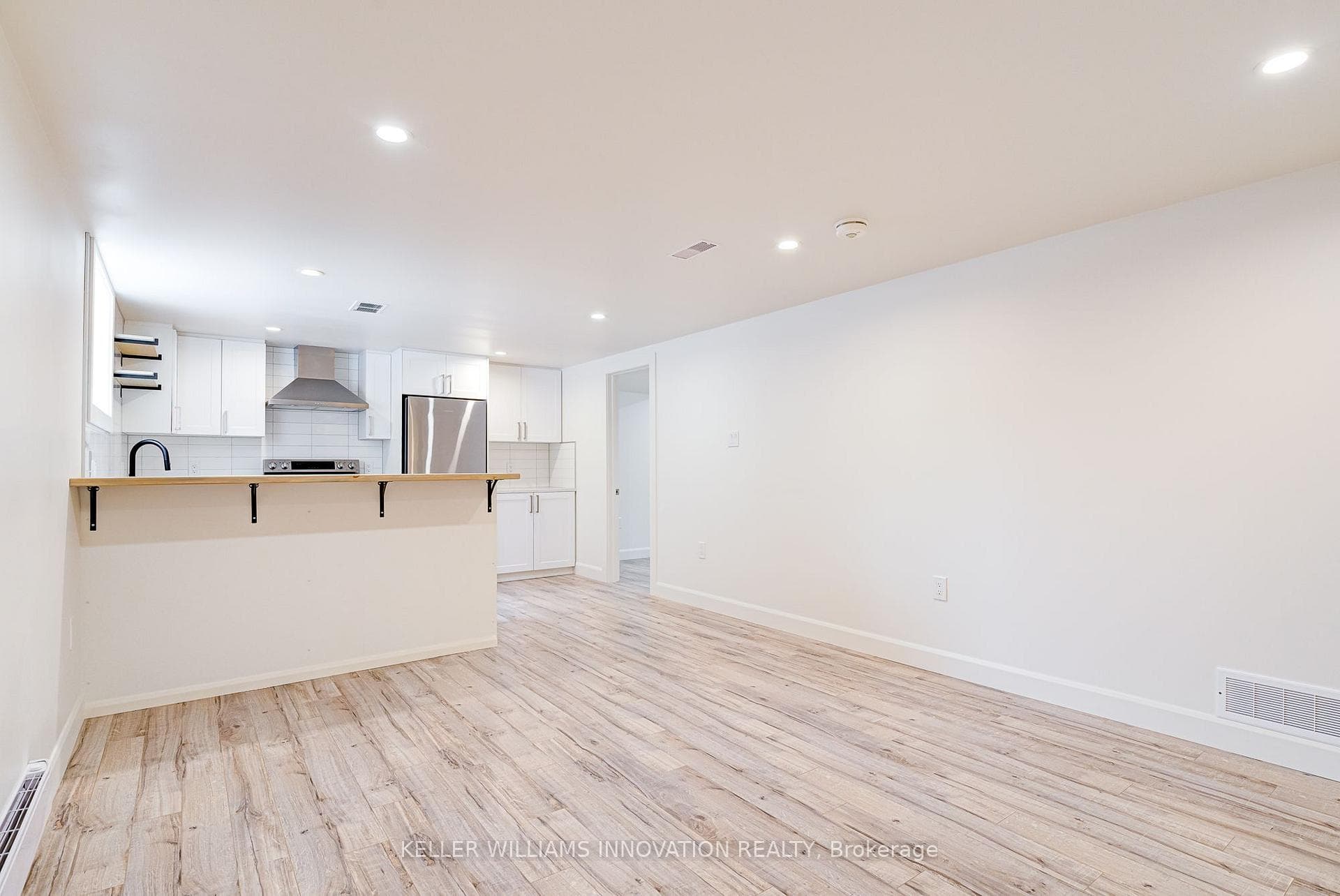 81 Culver Crescent Unit B photo 8