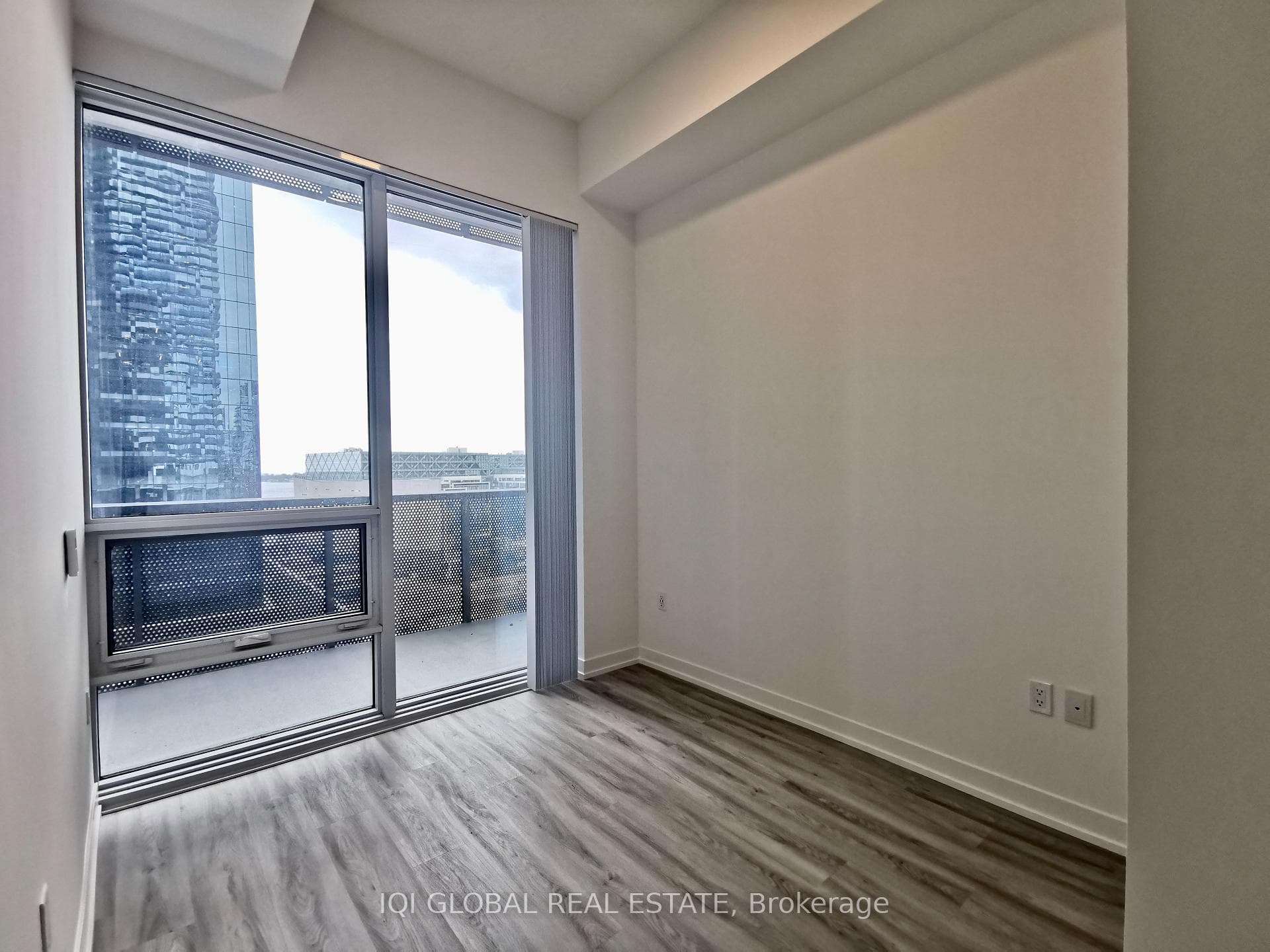 Bedroom Lakeview