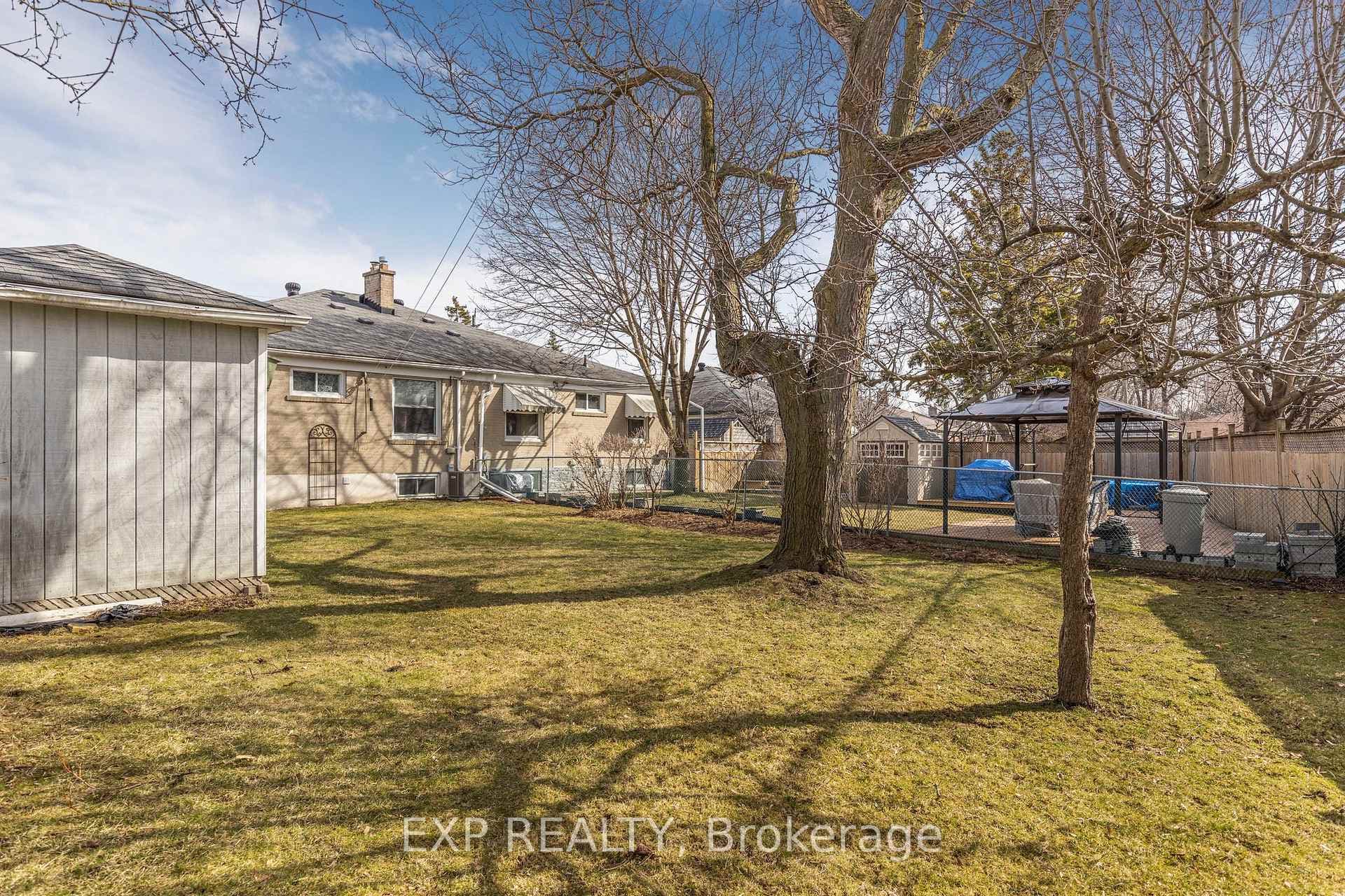240 Neal Drive photo 39