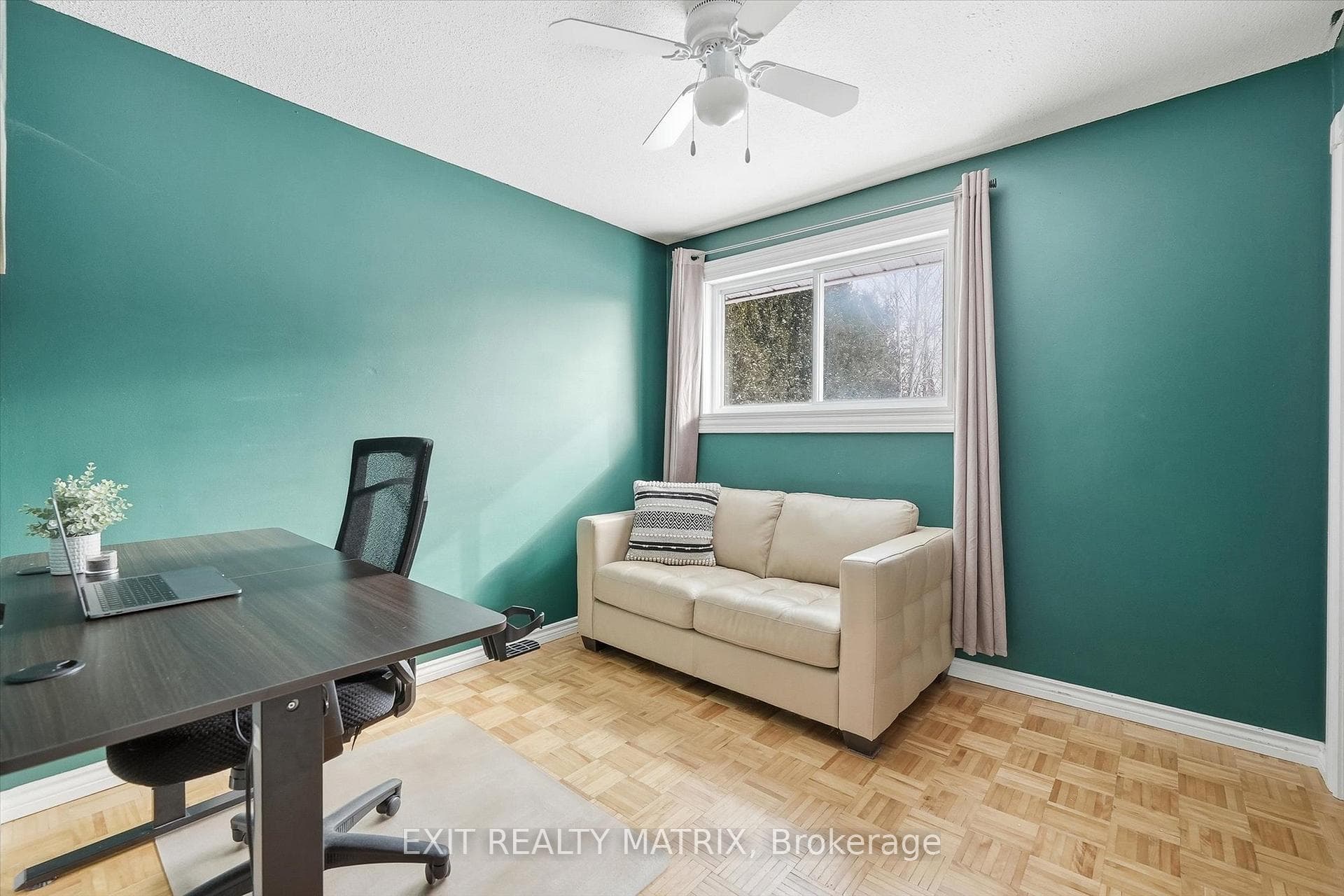 1285 Calypso Street photo 14