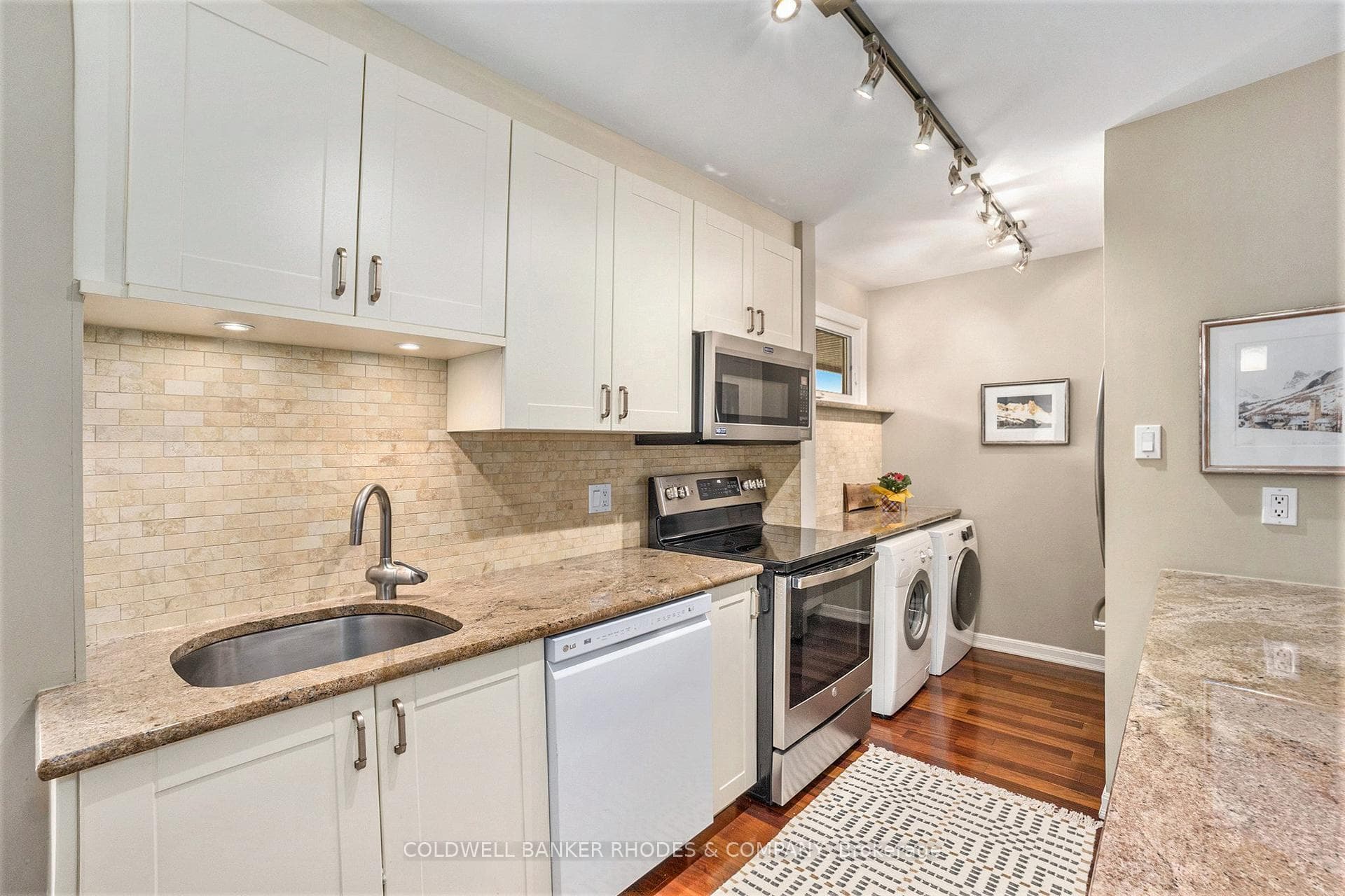 655 RICHMOND Road Unit 34 photo 18