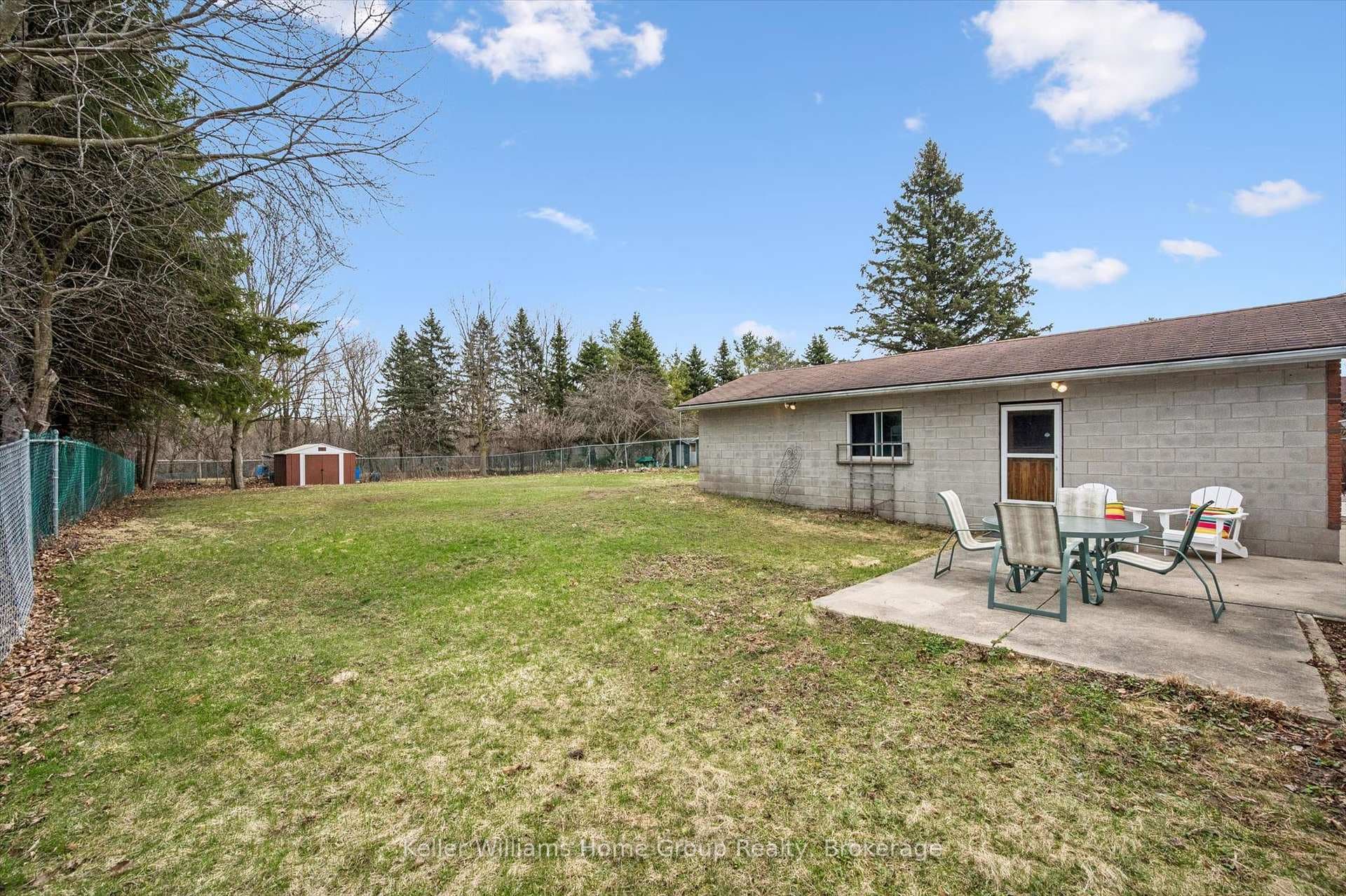 23 Hastings Boulevard photo 42