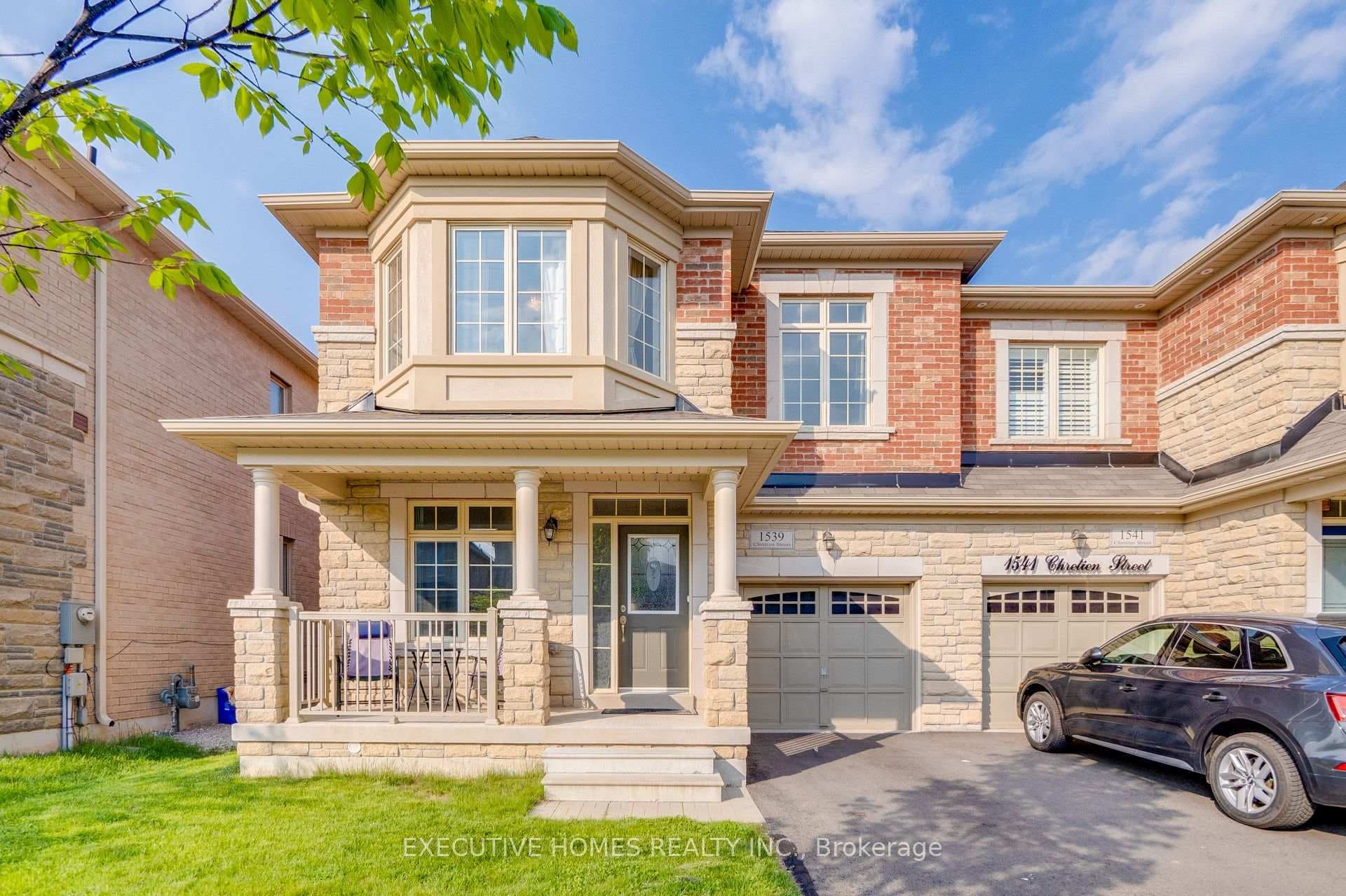 1539 Chretien Street photo 2