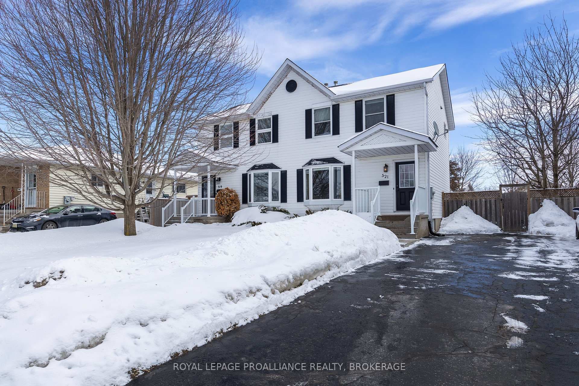 521 Grandtrunk Avenue photo 2
