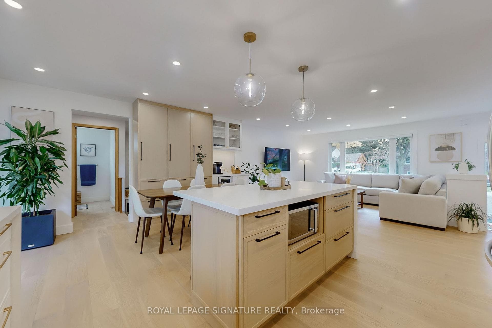 339 Boyer Street photo 6