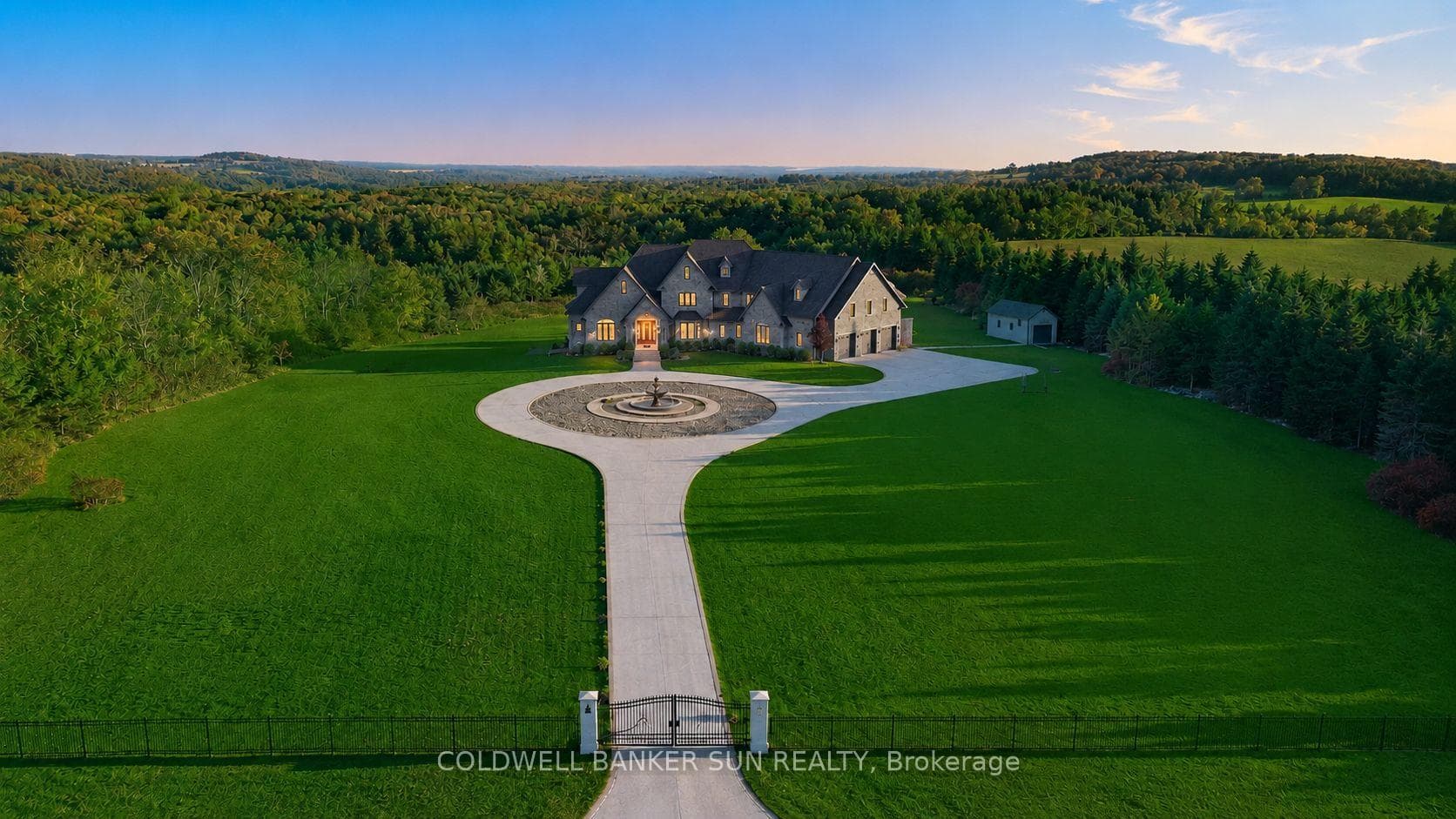 10,000+ Livable Sq Ft Area, Apx 20 Acres Estate