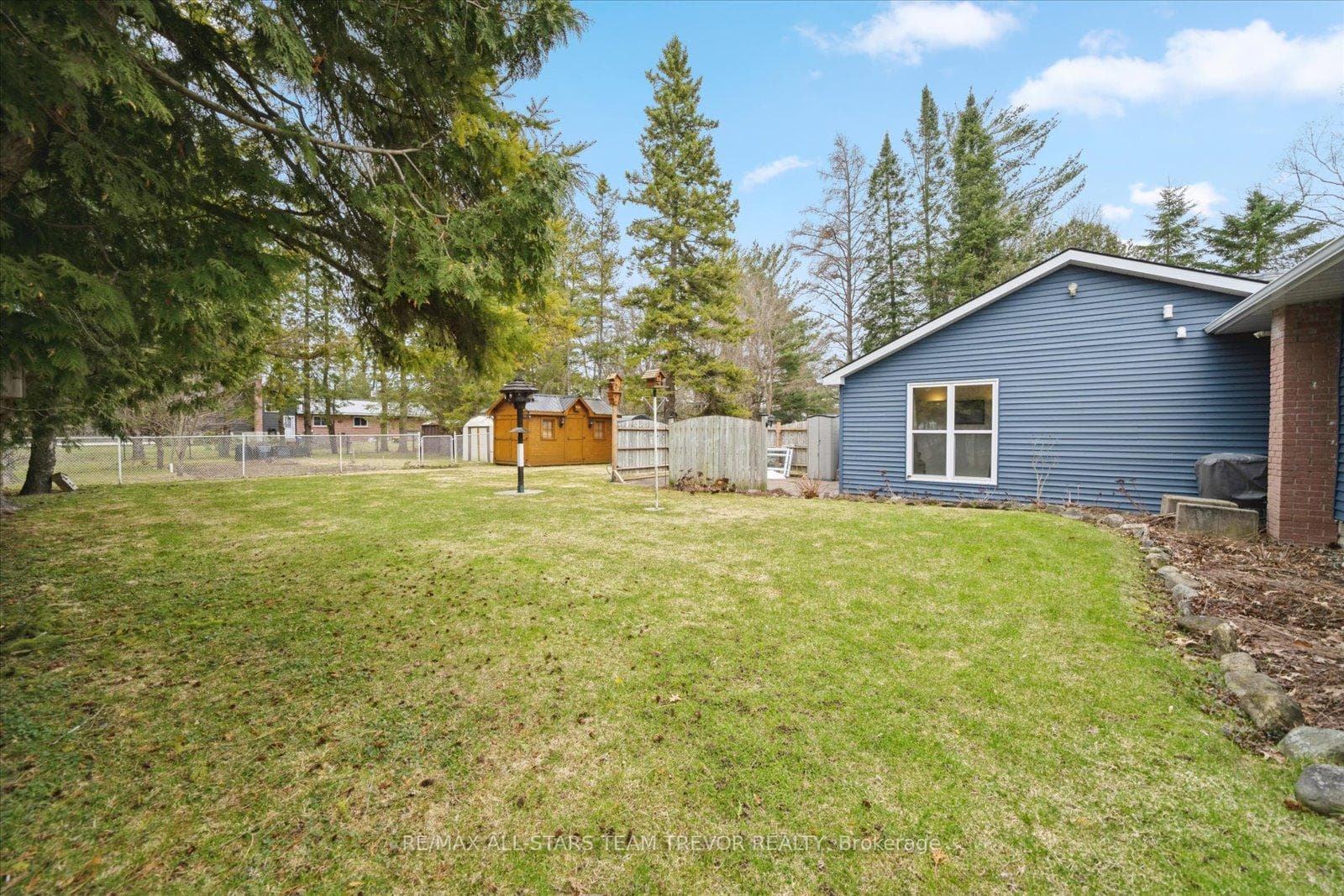 117 Station Road photo 34