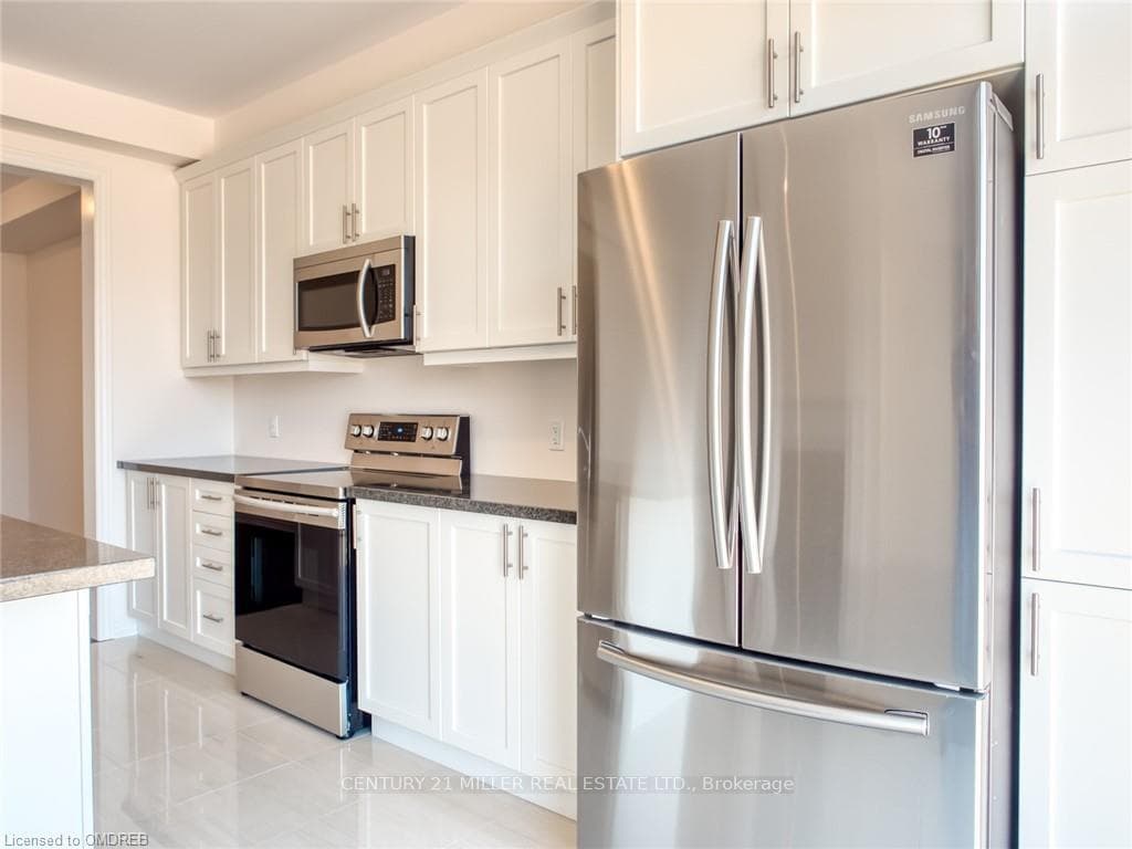 8 Cooley Grove photo 12
