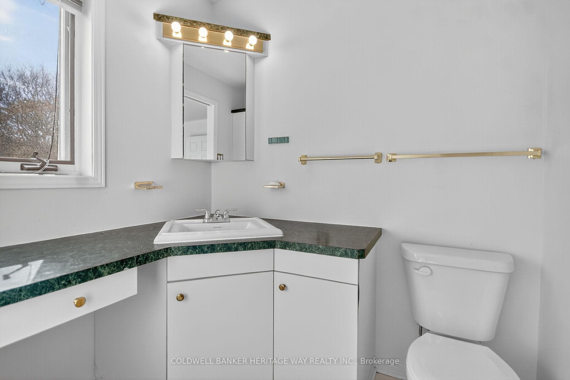 Ensuite