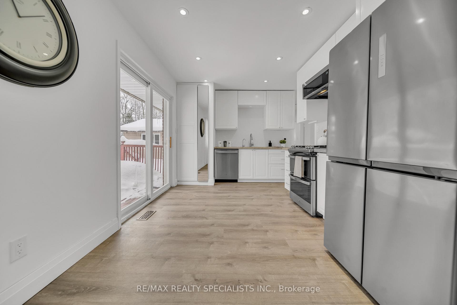 98 Ruskview Road photo 11