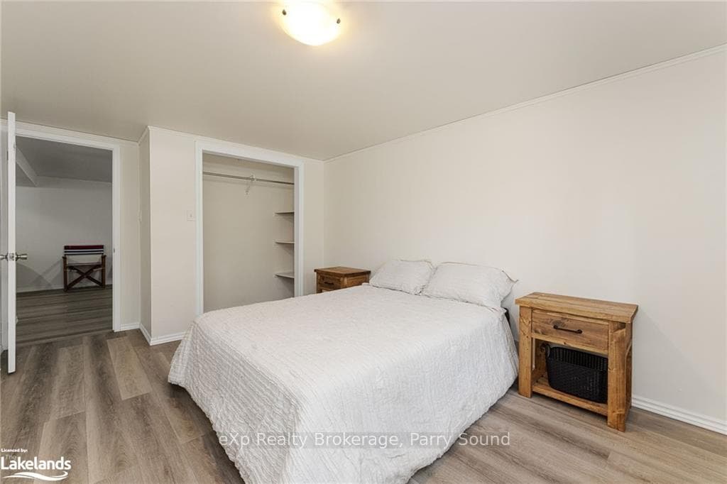 14 ALBERT Street photo 29