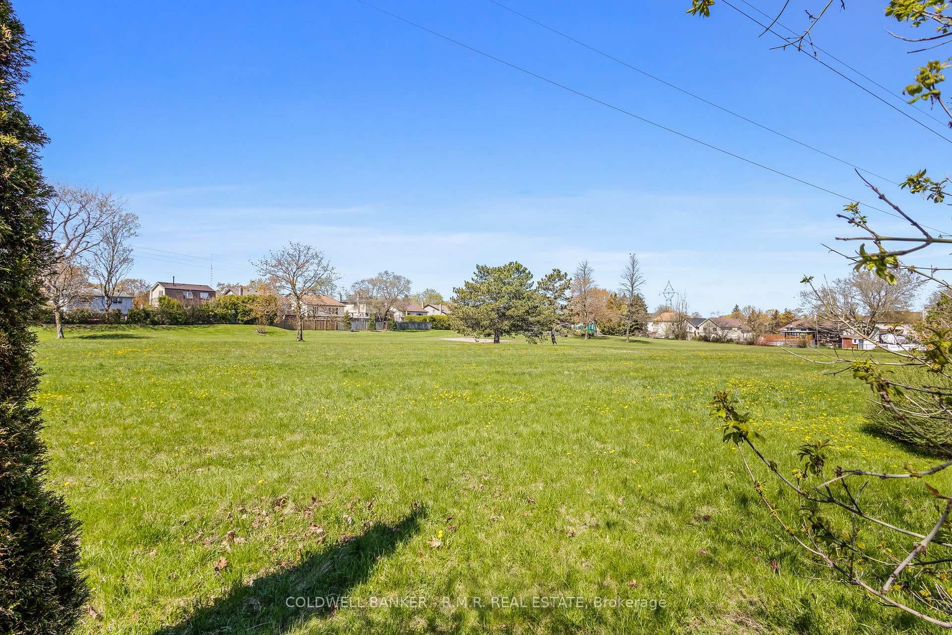 1482 Fieldgate Court photo 36